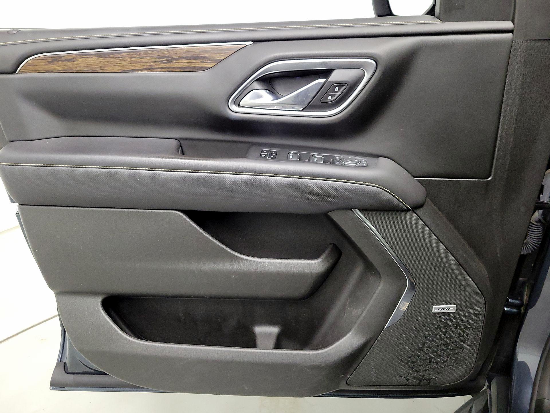 Thumbnail: 2021 Chevrolet Tahoe - 12