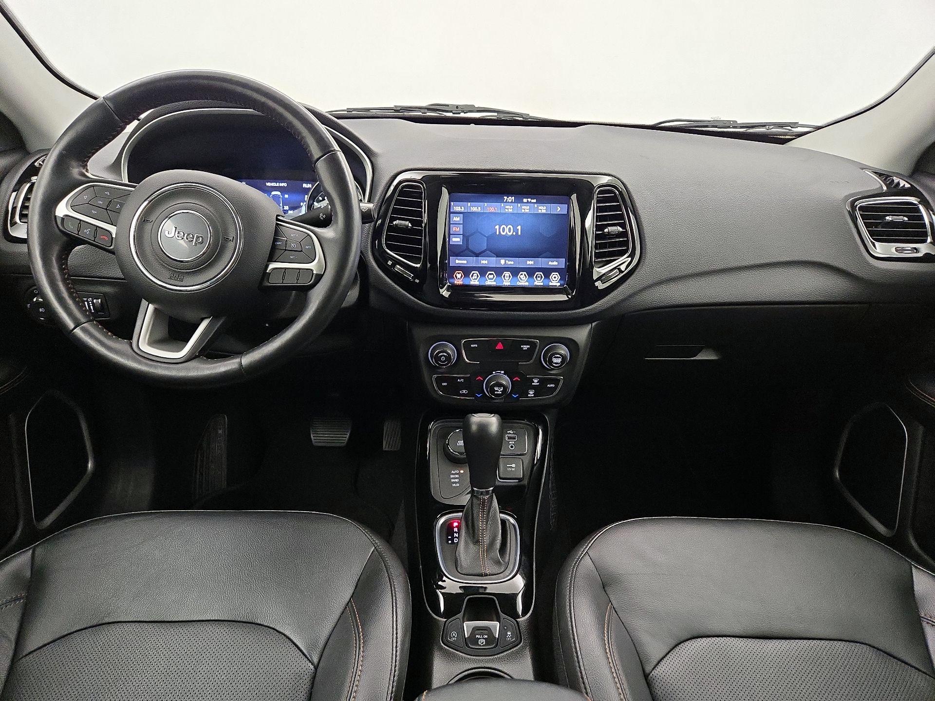 Thumbnail: 2020 Jeep Compass - 9