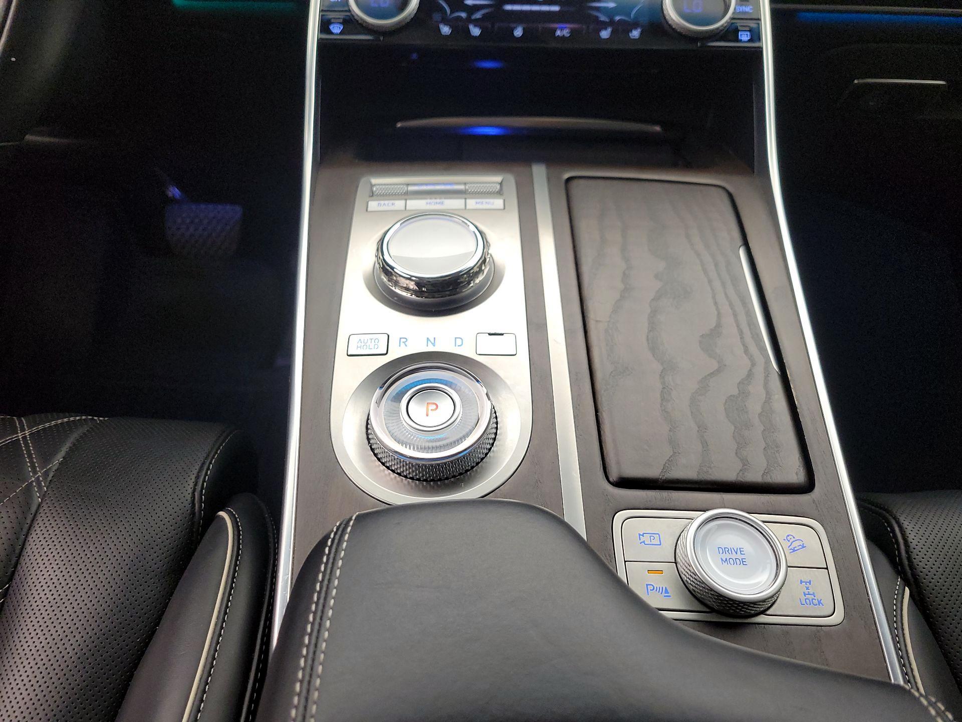 Thumbnail: 2023 Genesis GV80 - 18