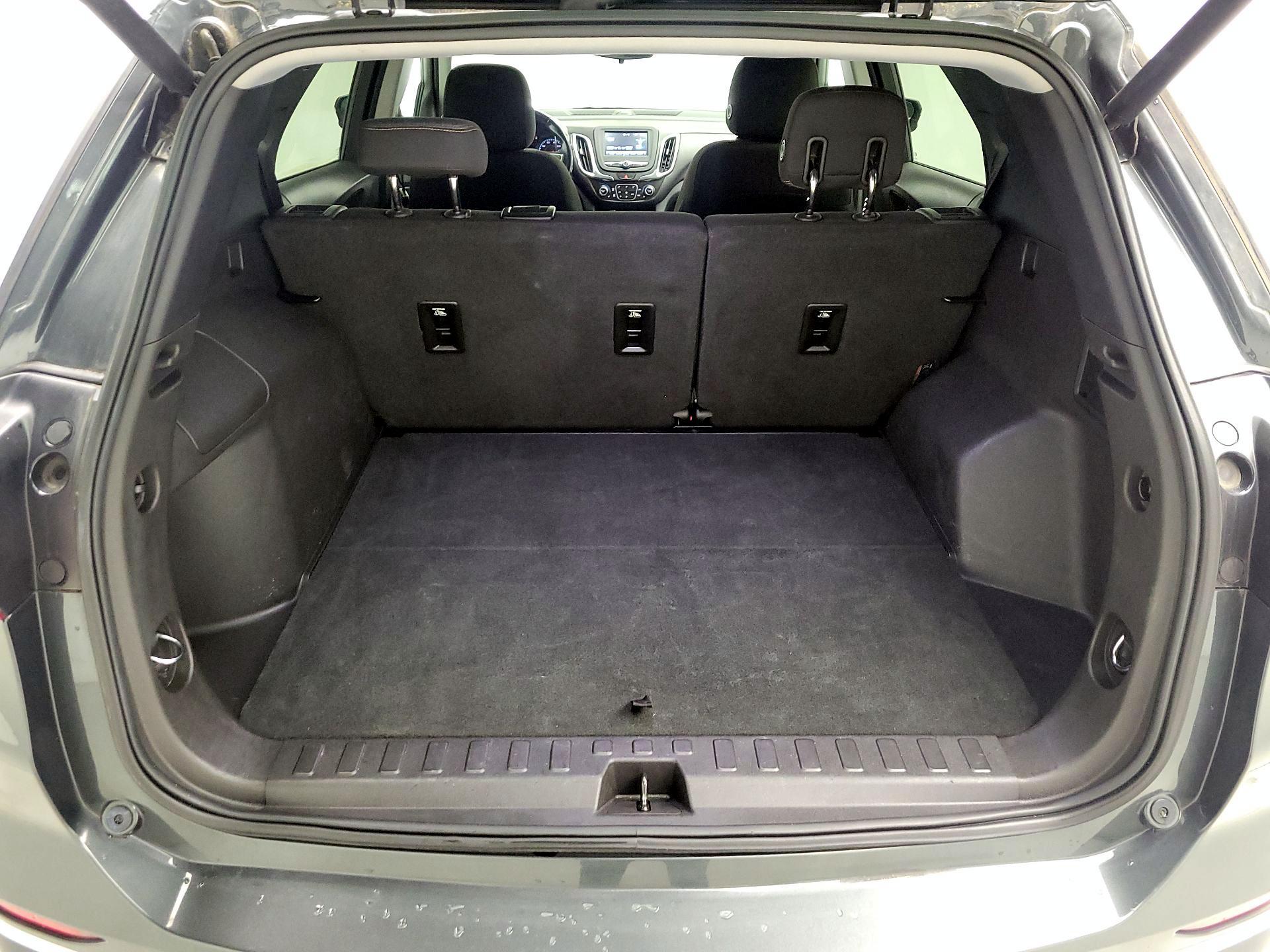 Thumbnail: 2018 Chevrolet Equinox - 18