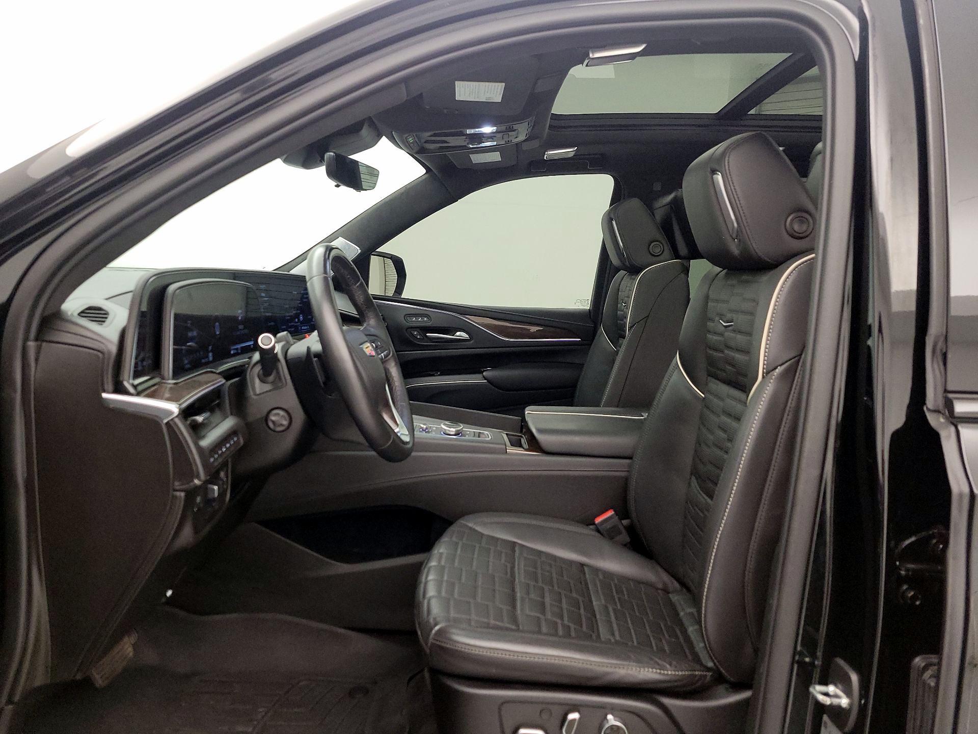 Thumbnail: 2023 Cadillac Escalade - 20