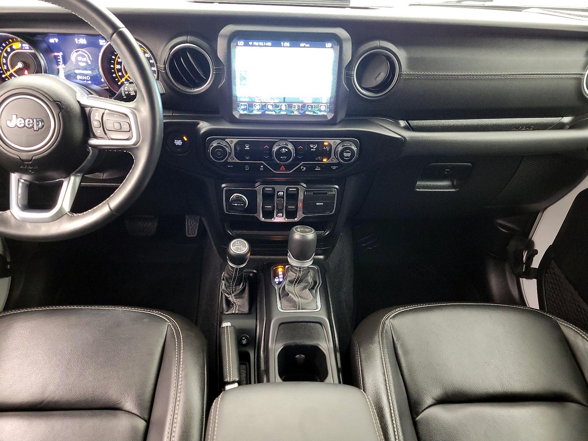 Thumbnail: 2021 Jeep Wrangler - 18