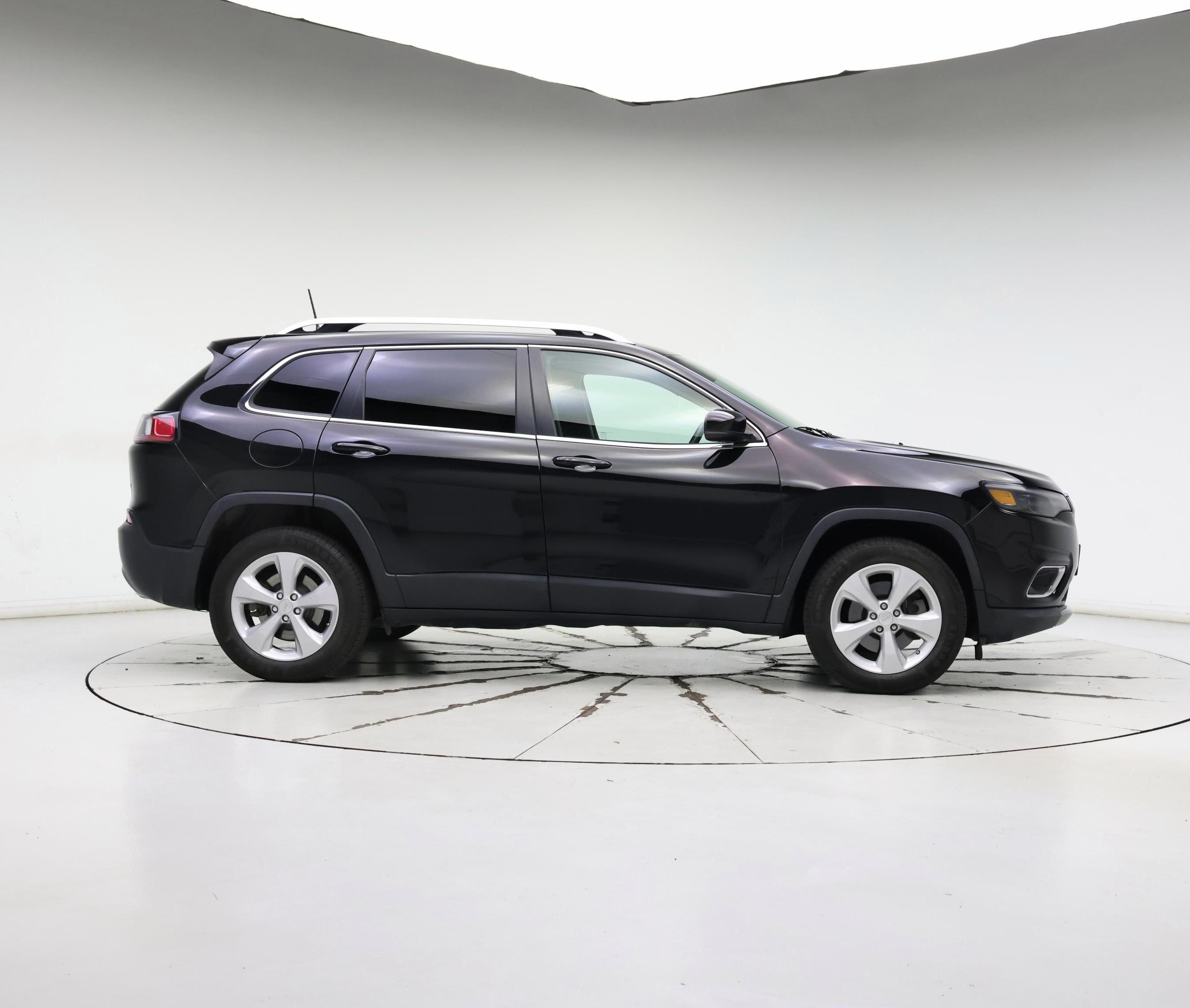 Thumbnail: 2020 Jeep Cherokee - 7