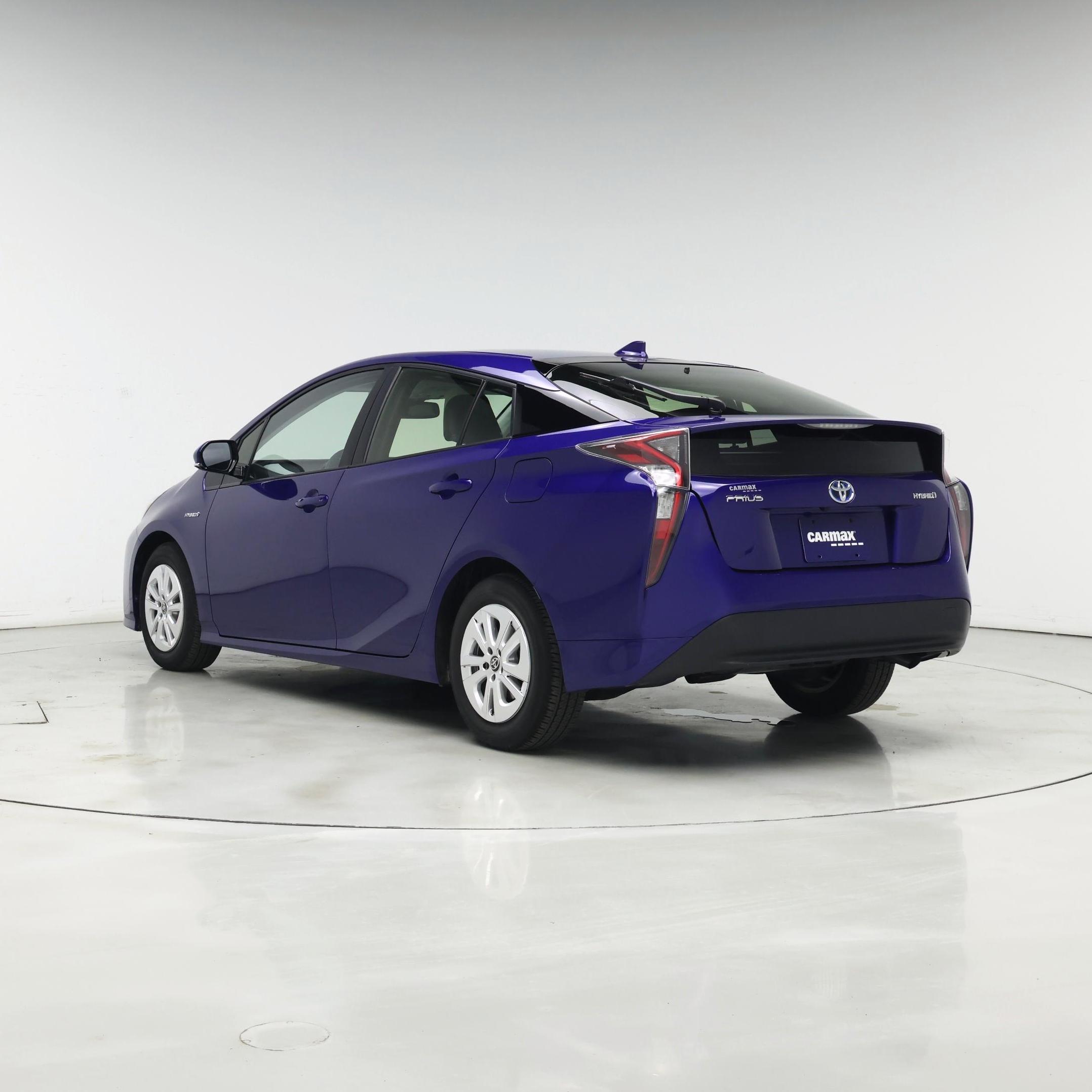Thumbnail: 2016 Toyota Prius - 2