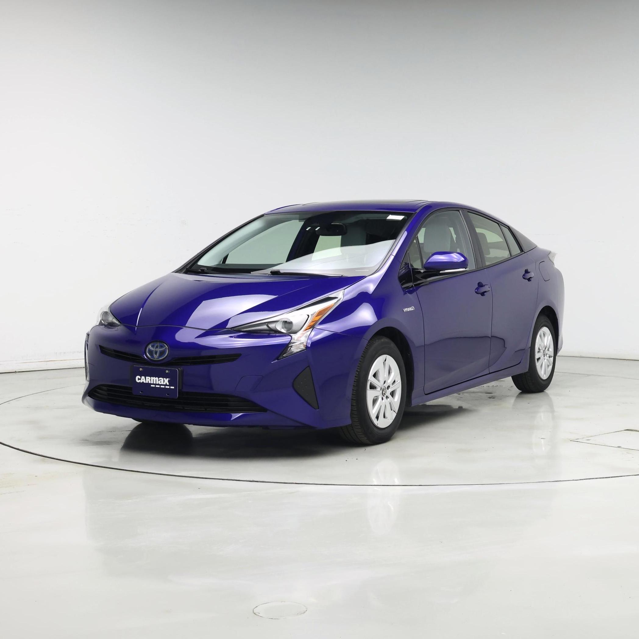 Thumbnail: 2016 Toyota Prius - 4