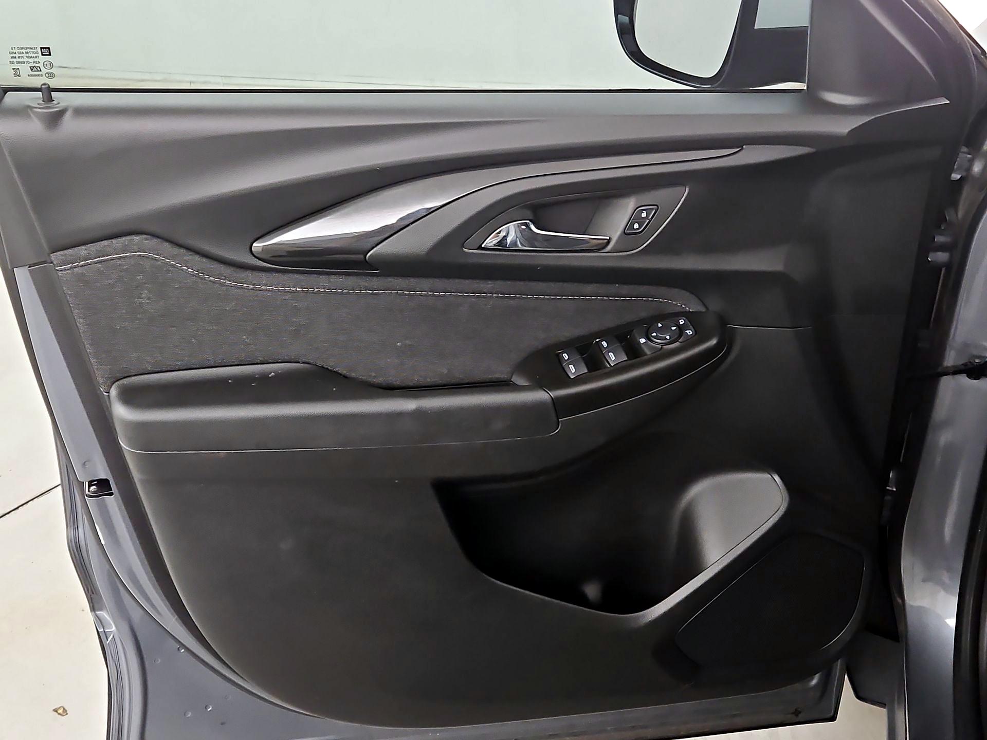 Thumbnail: 2022 Chevrolet TrailBlazer - 12