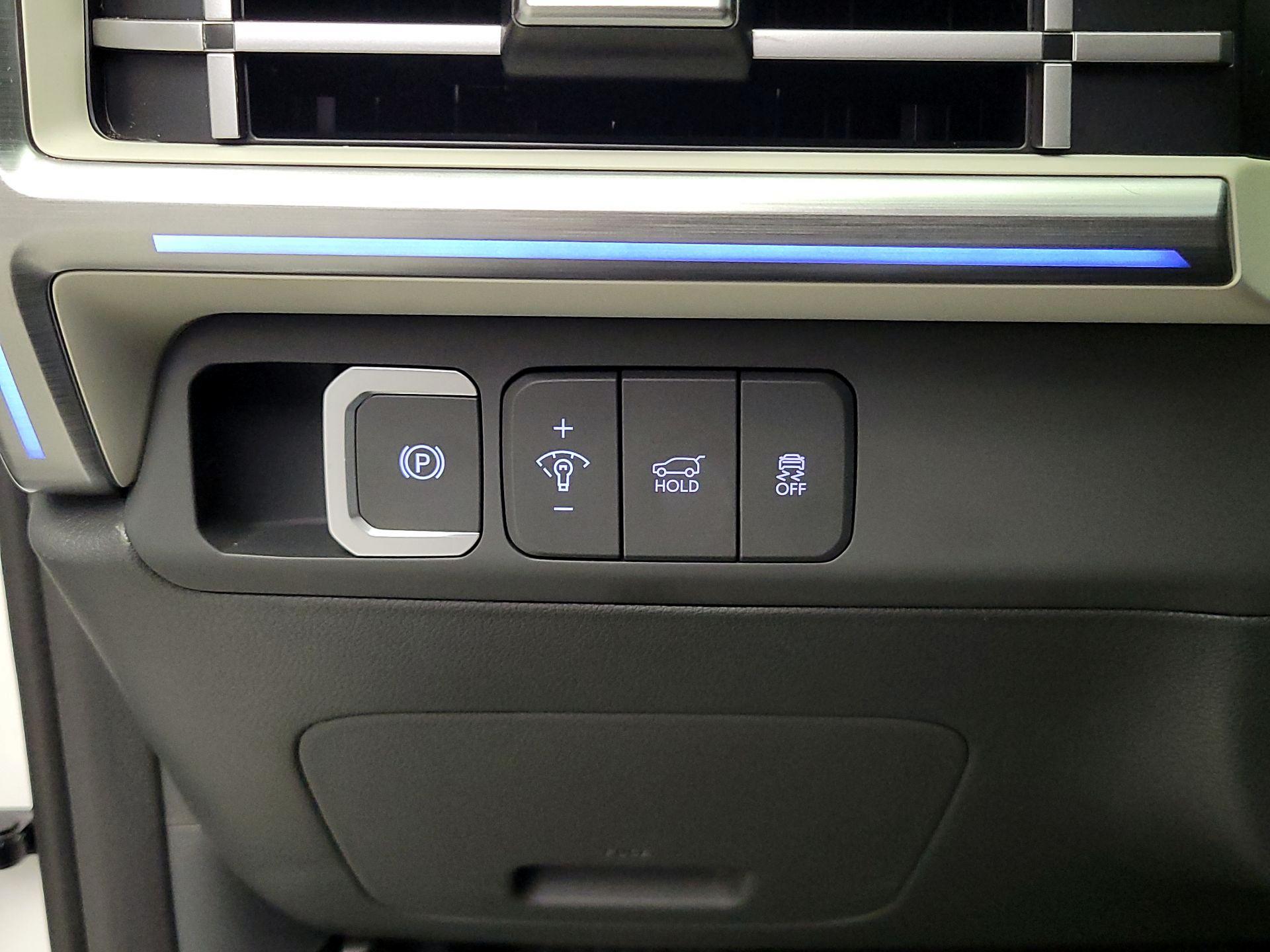 Thumbnail: 2024 Hyundai Santa Fe - 13