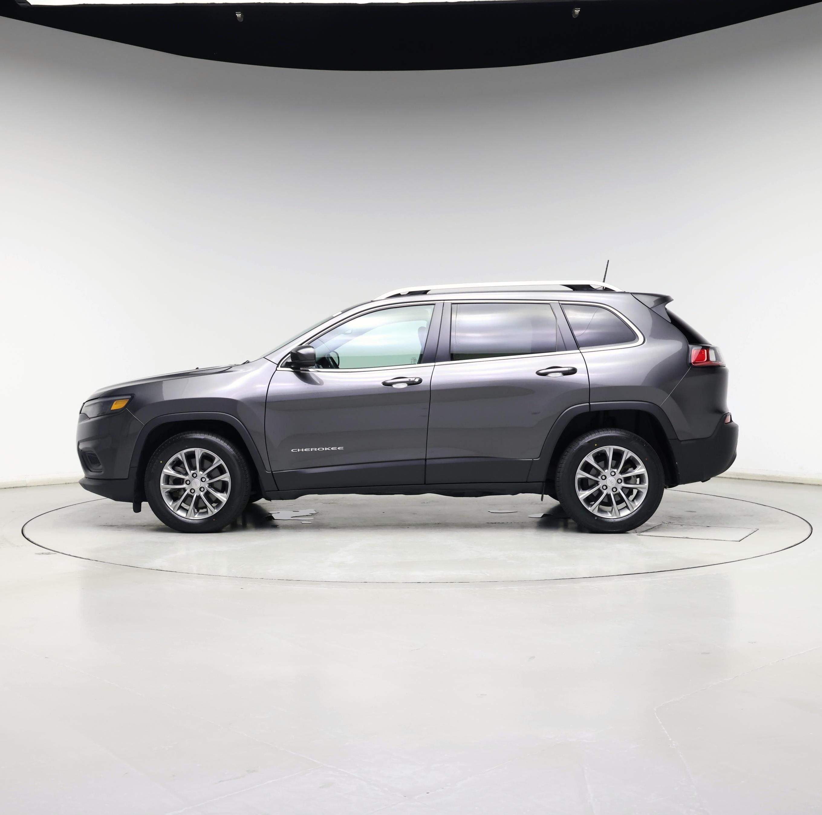 Thumbnail: 2021 Jeep Cherokee - 3