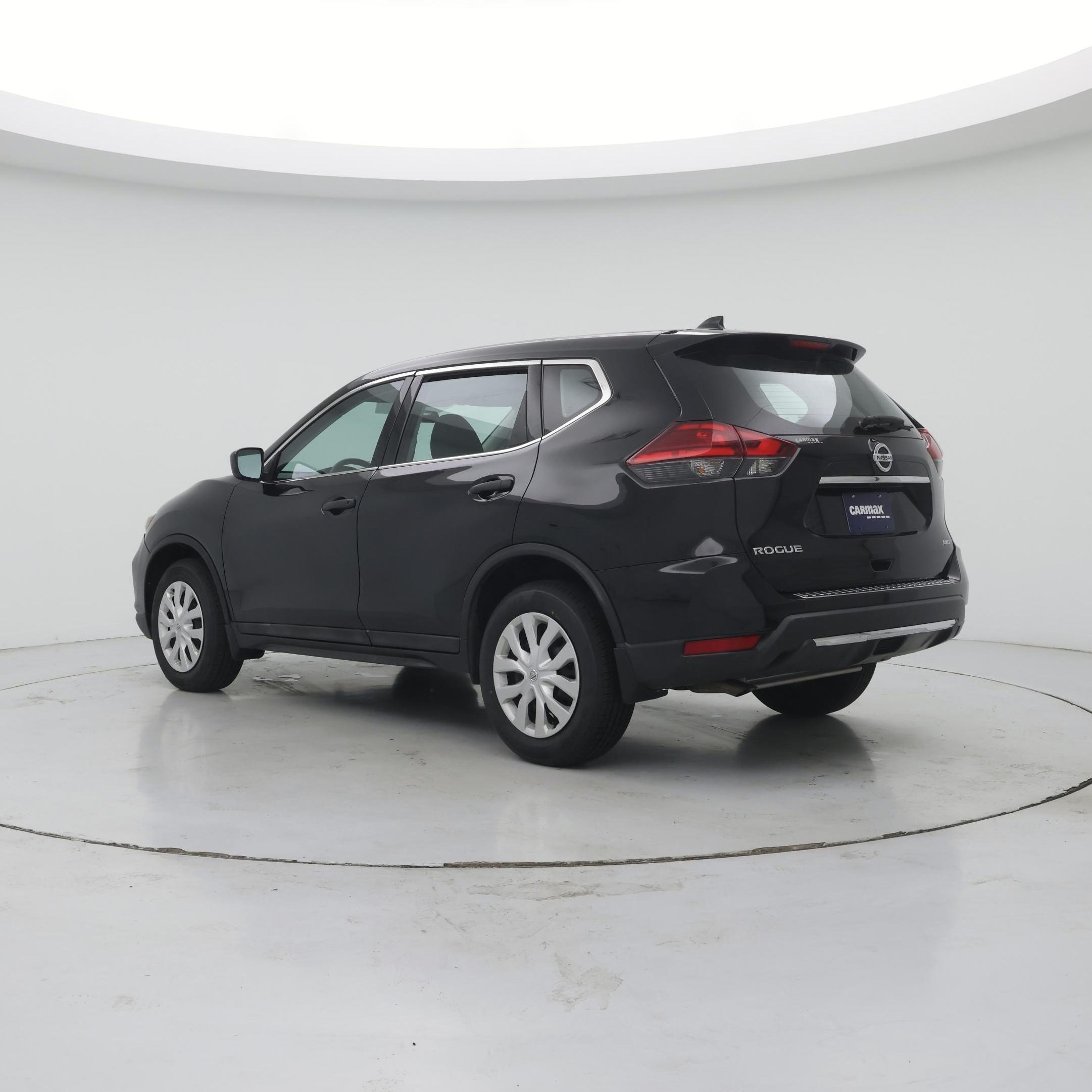 Thumbnail: 2017 Nissan Rogue - 2