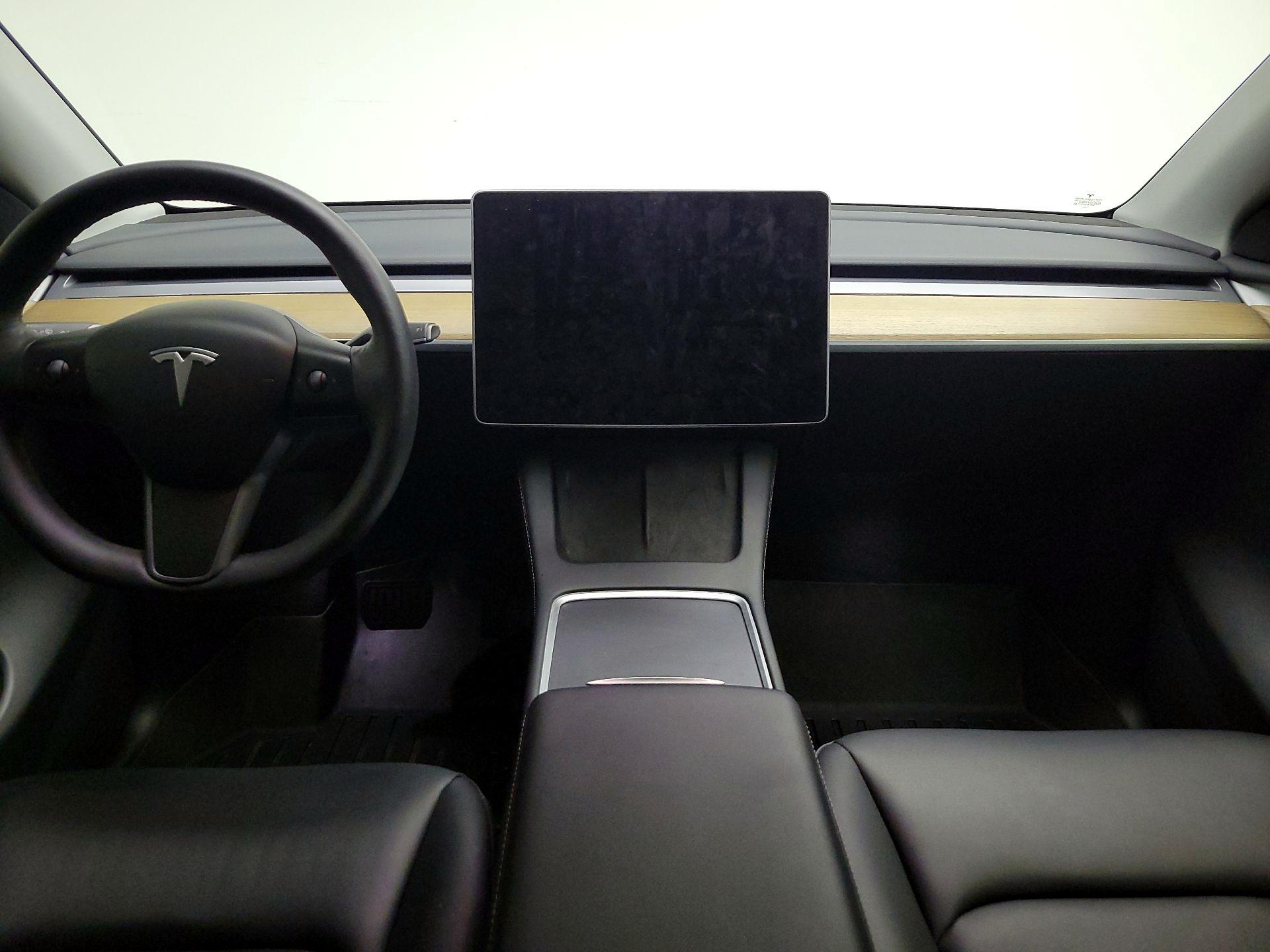 Thumbnail: 2023 Tesla Model Y - 9
