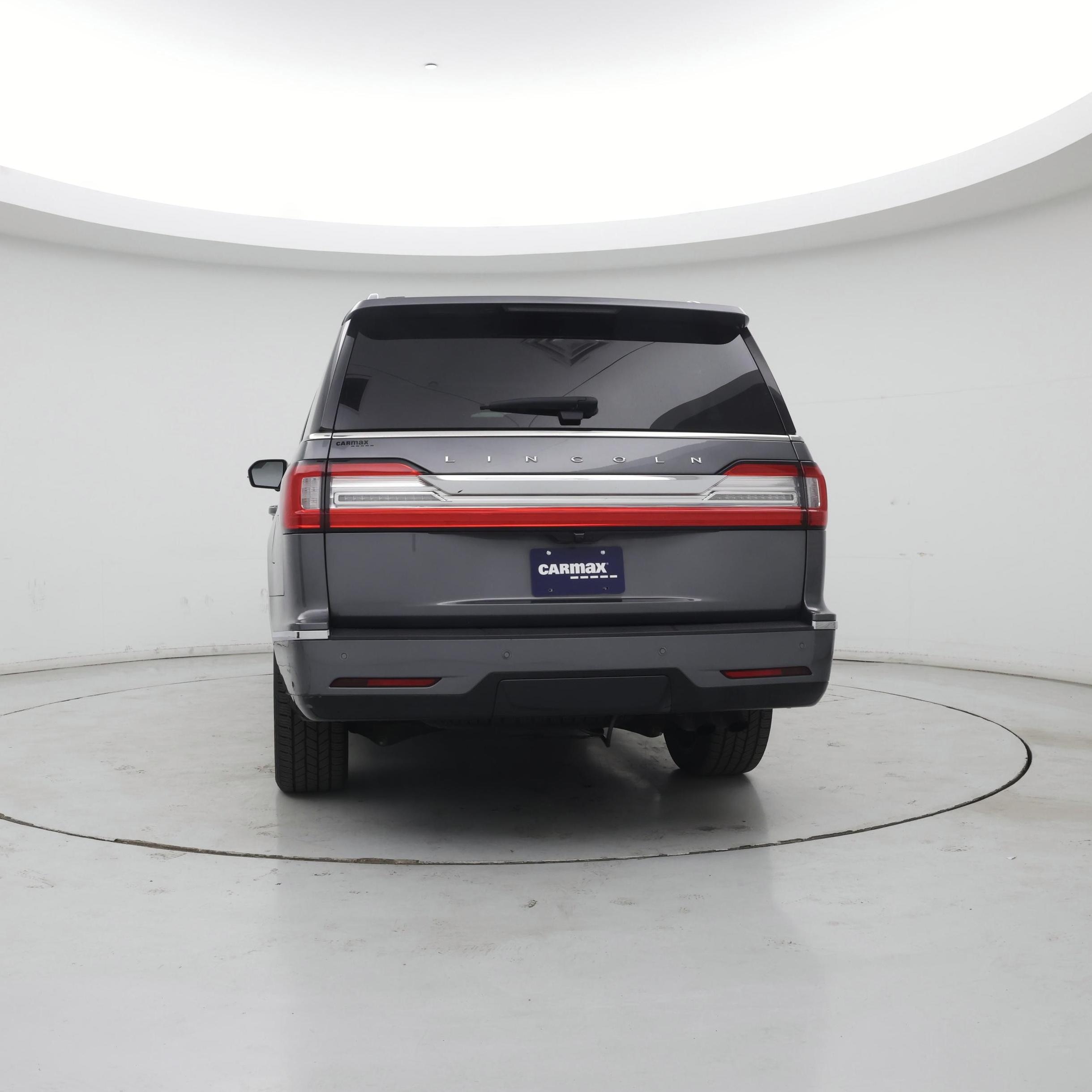 Thumbnail: 2021 Lincoln Navigator L - 6