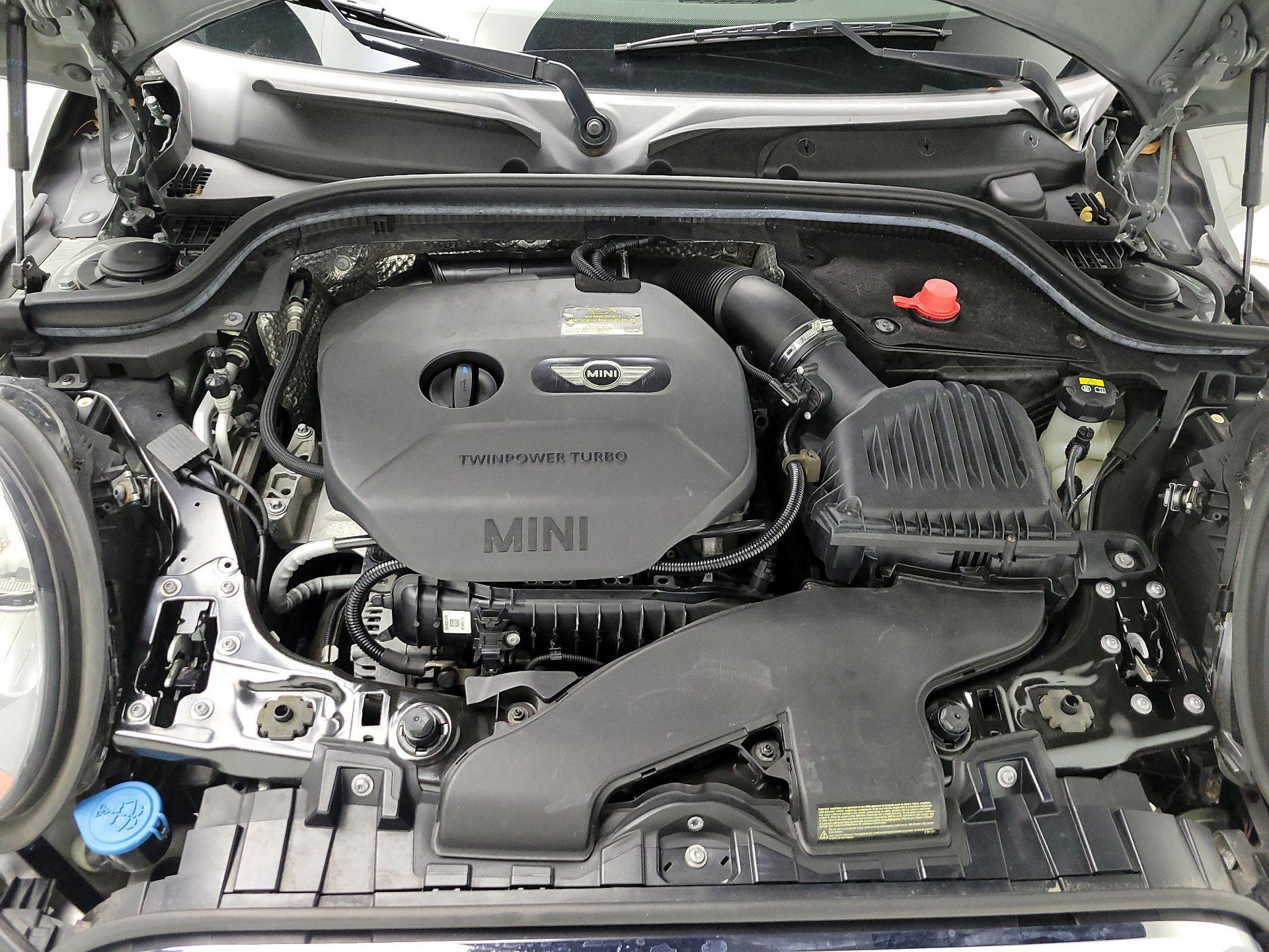 Thumbnail: 2016 MINI Cooper Hardtop - 18