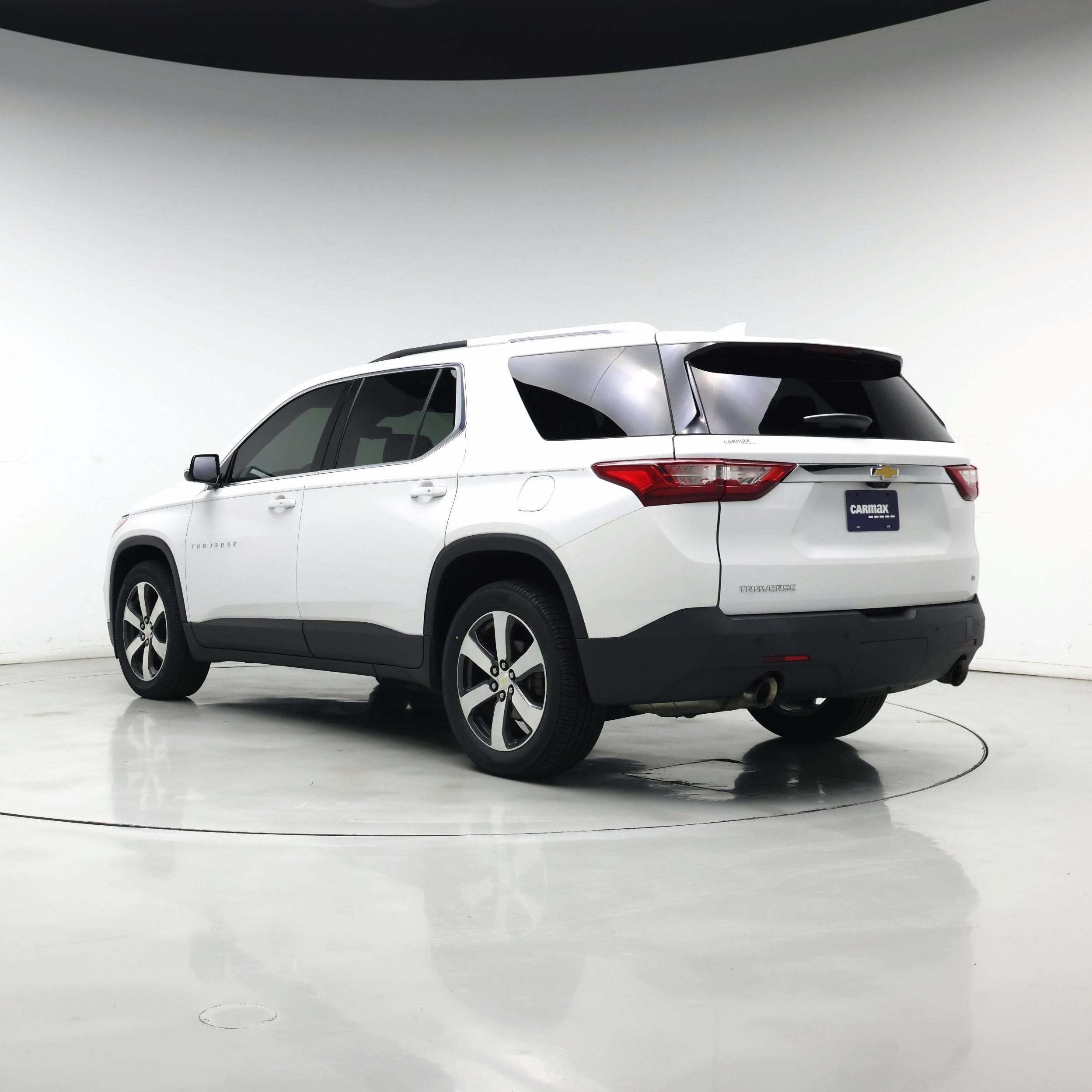 Thumbnail: 2018 Chevrolet Traverse - 2