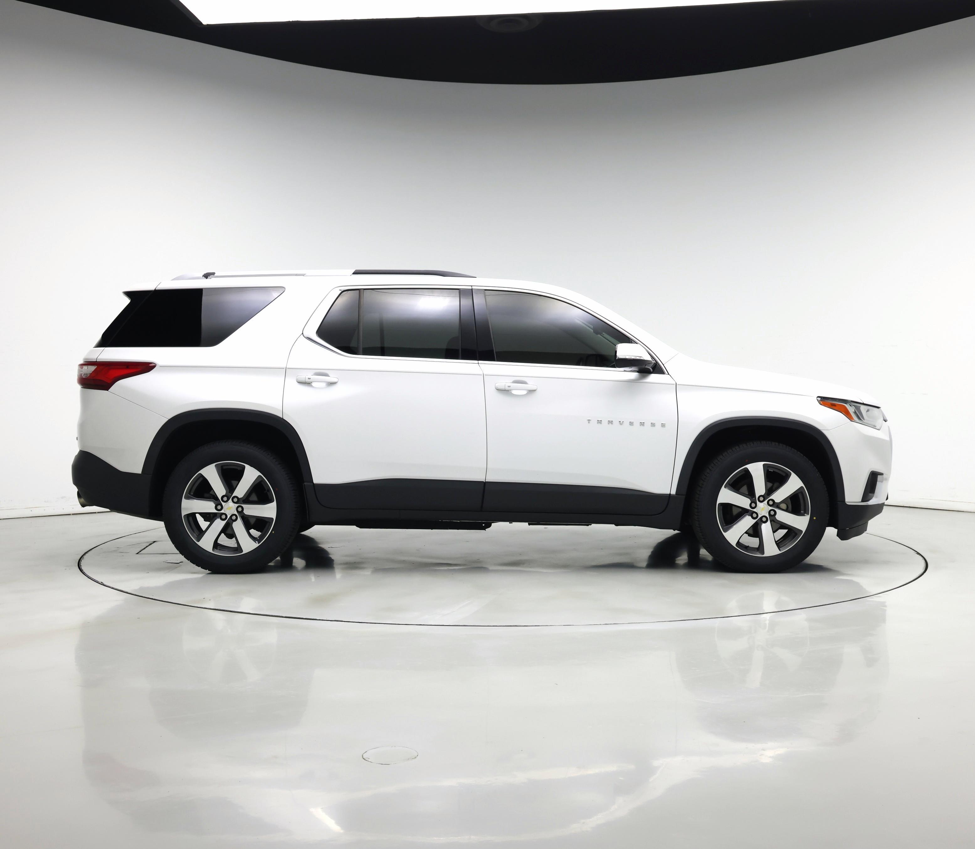 Thumbnail: 2018 Chevrolet Traverse - 7