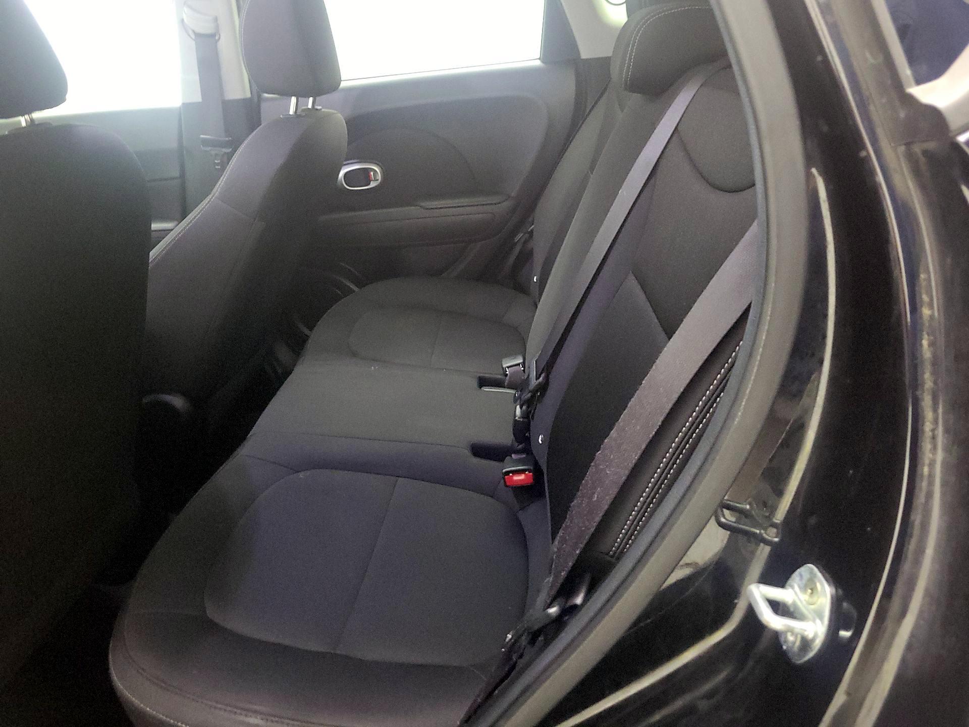 Thumbnail: 2016 Kia Soul - 18