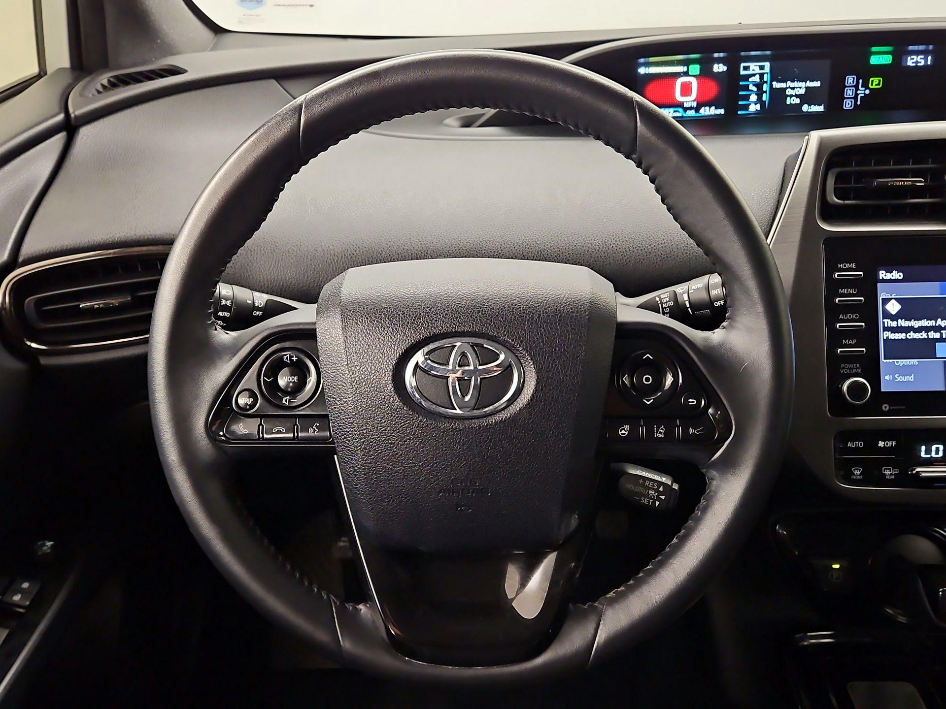 Thumbnail: 2021 Toyota Prius - 10
