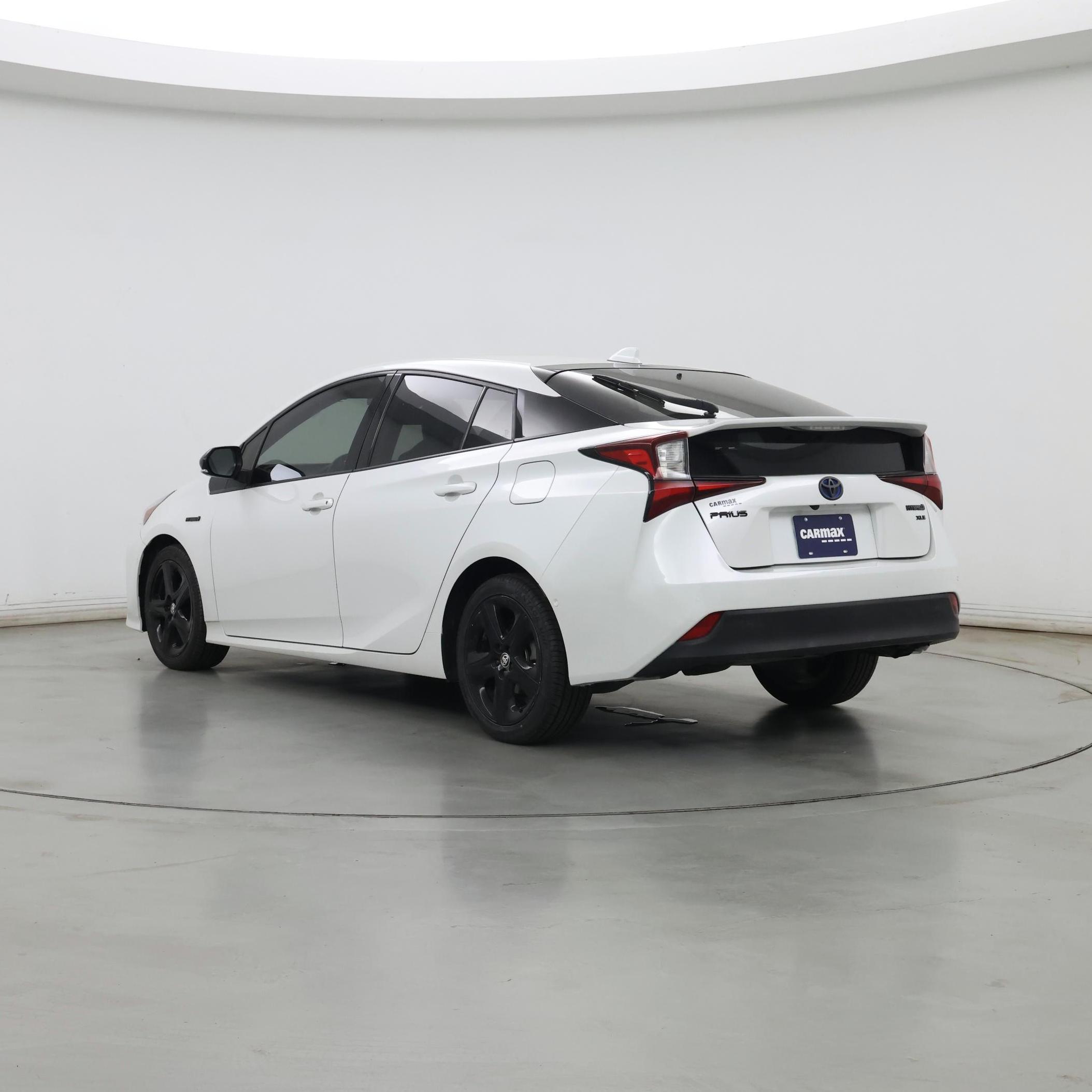 Thumbnail: 2021 Toyota Prius - 2