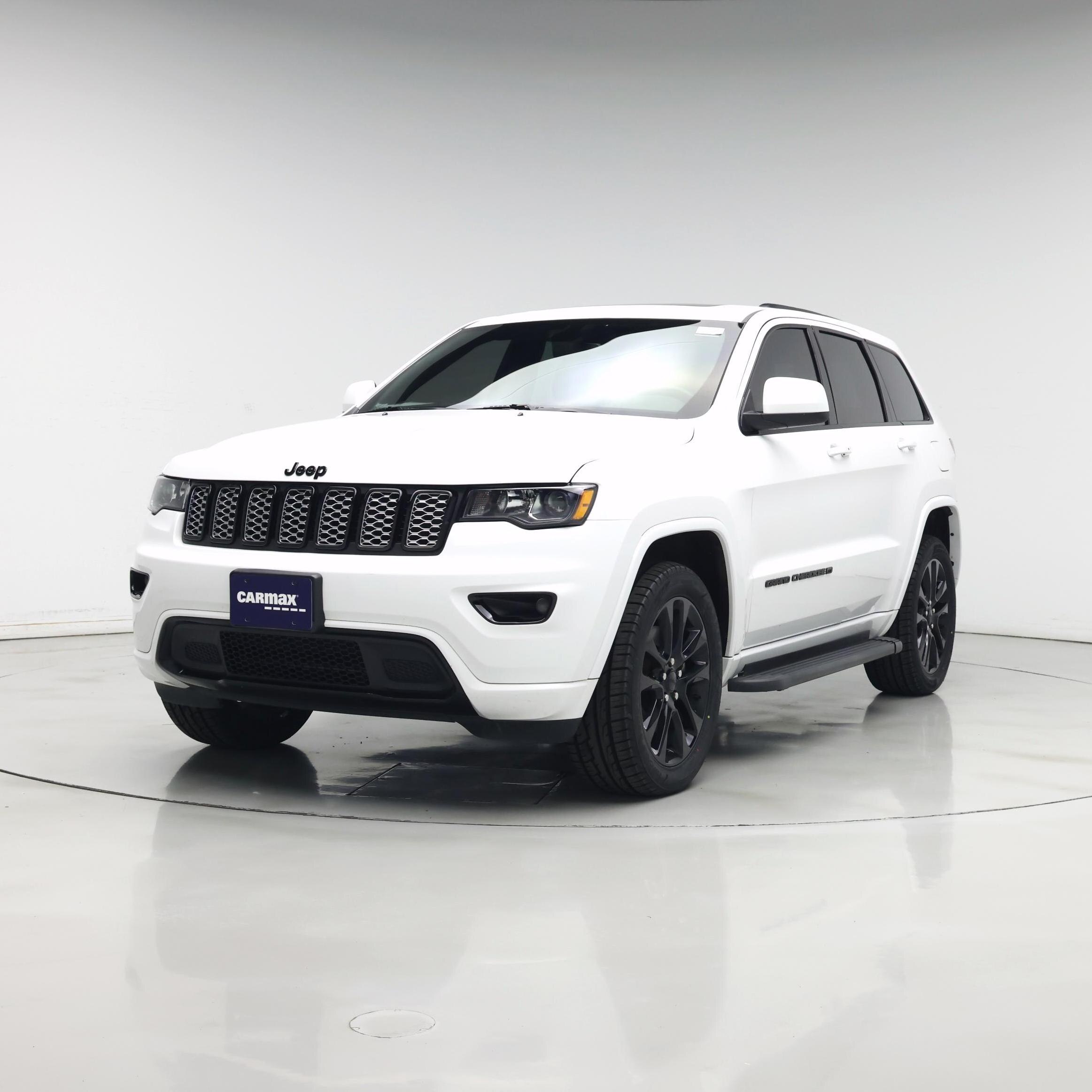 Thumbnail: 2022 Jeep Grand Cherokee - 4
