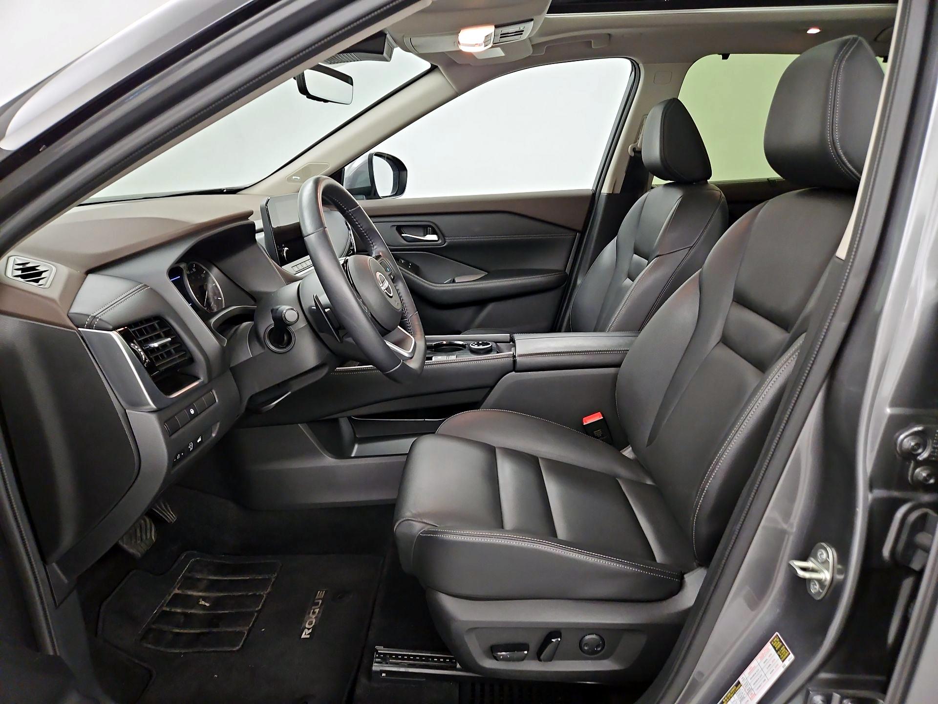 Thumbnail: 2023 Nissan Rogue - 11