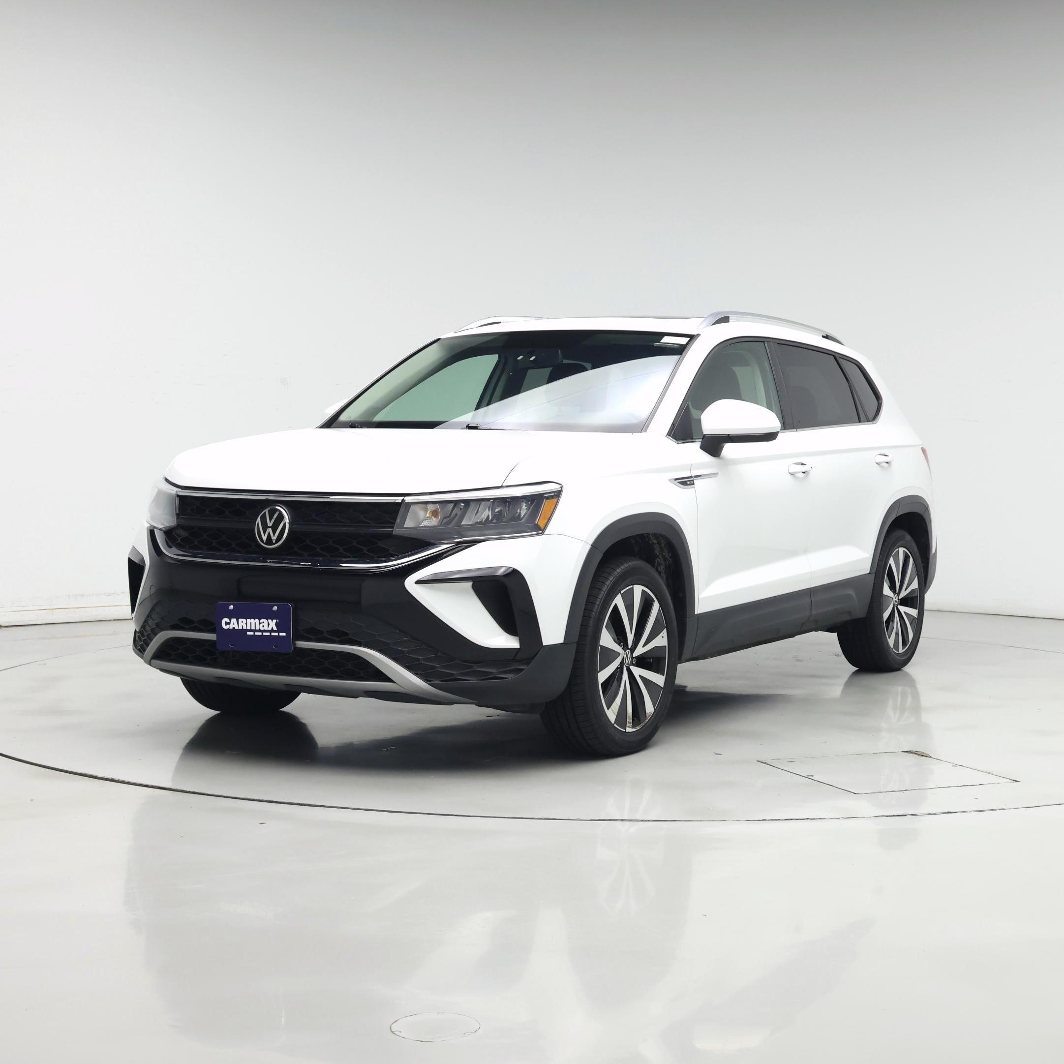 Thumbnail: 2022 Volkswagen Taos - 4