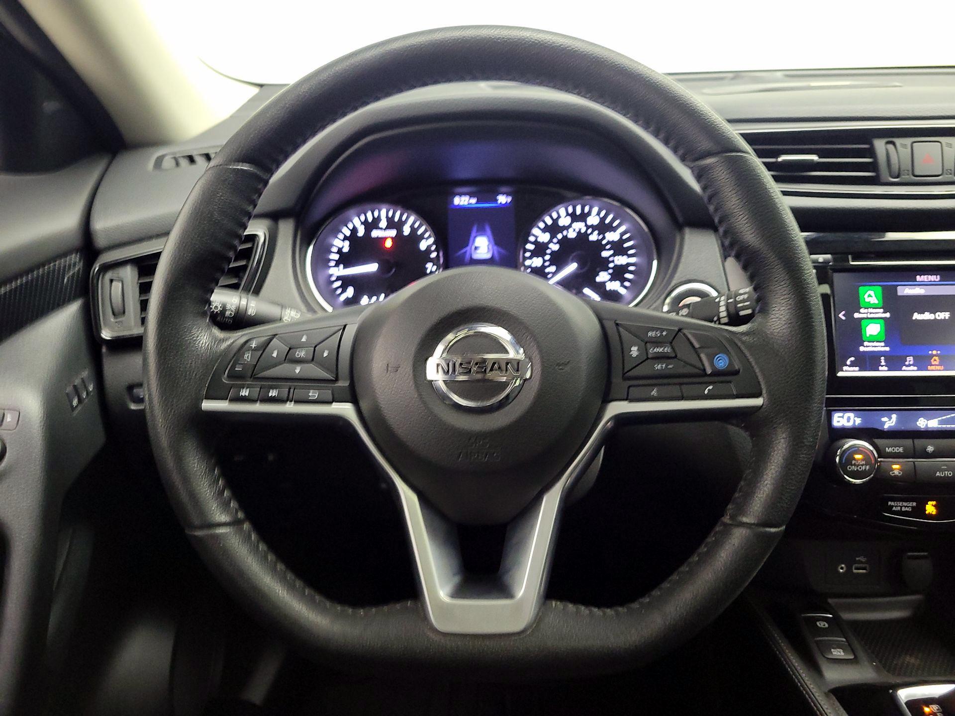 Thumbnail: 2020 Nissan Rogue - 10