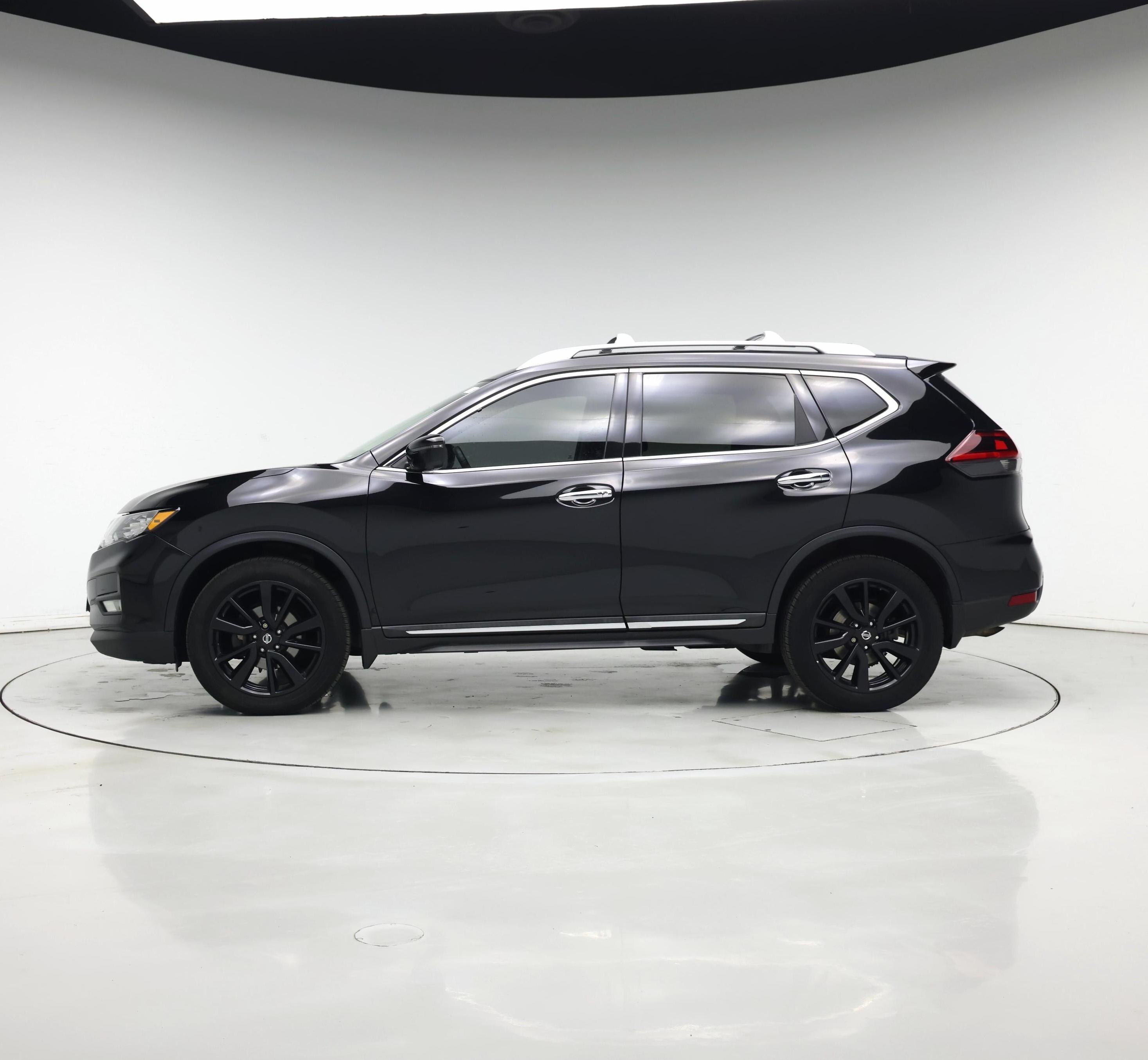 Thumbnail: 2020 Nissan Rogue - 3