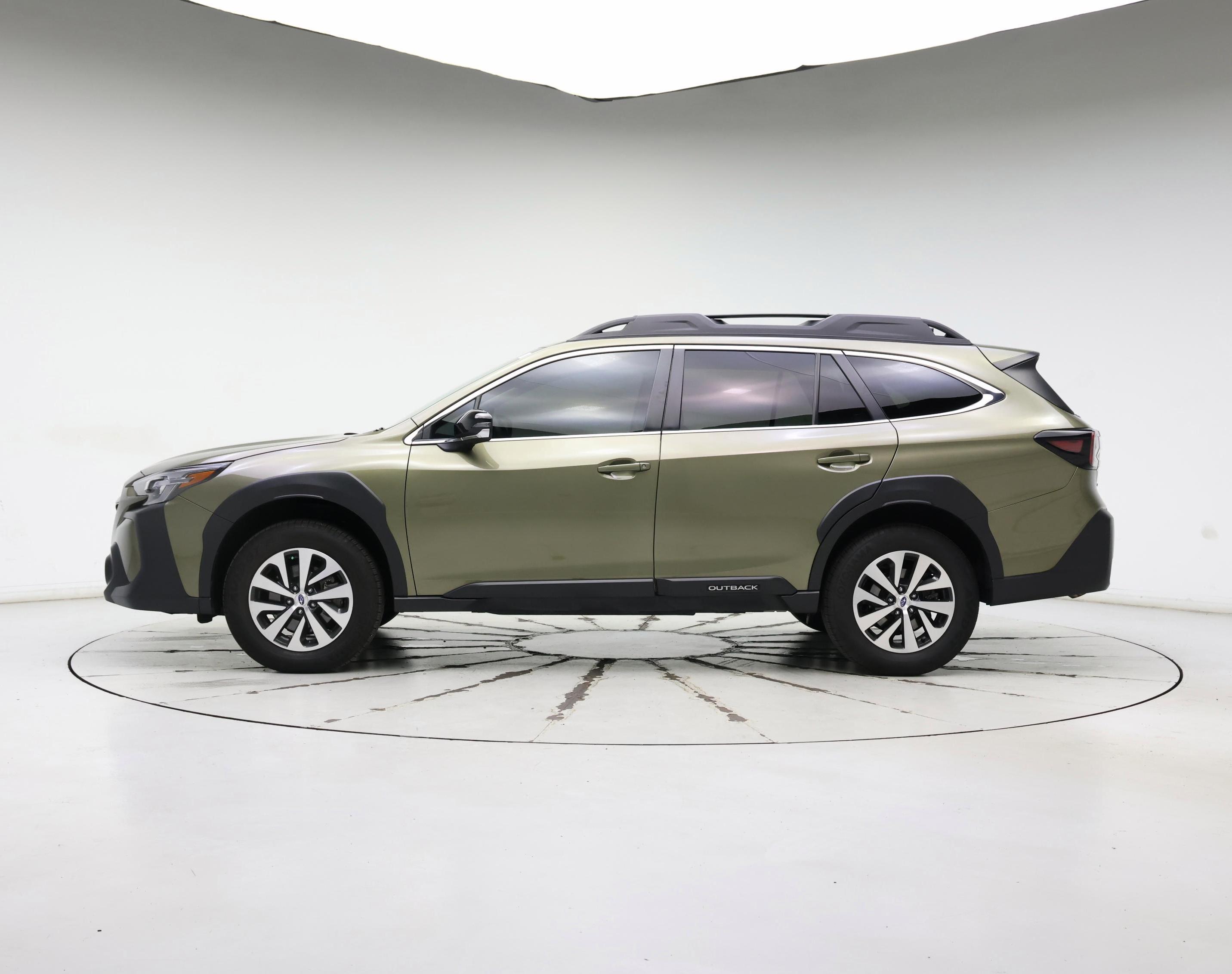 Thumbnail: 2023 Subaru Outback - 3