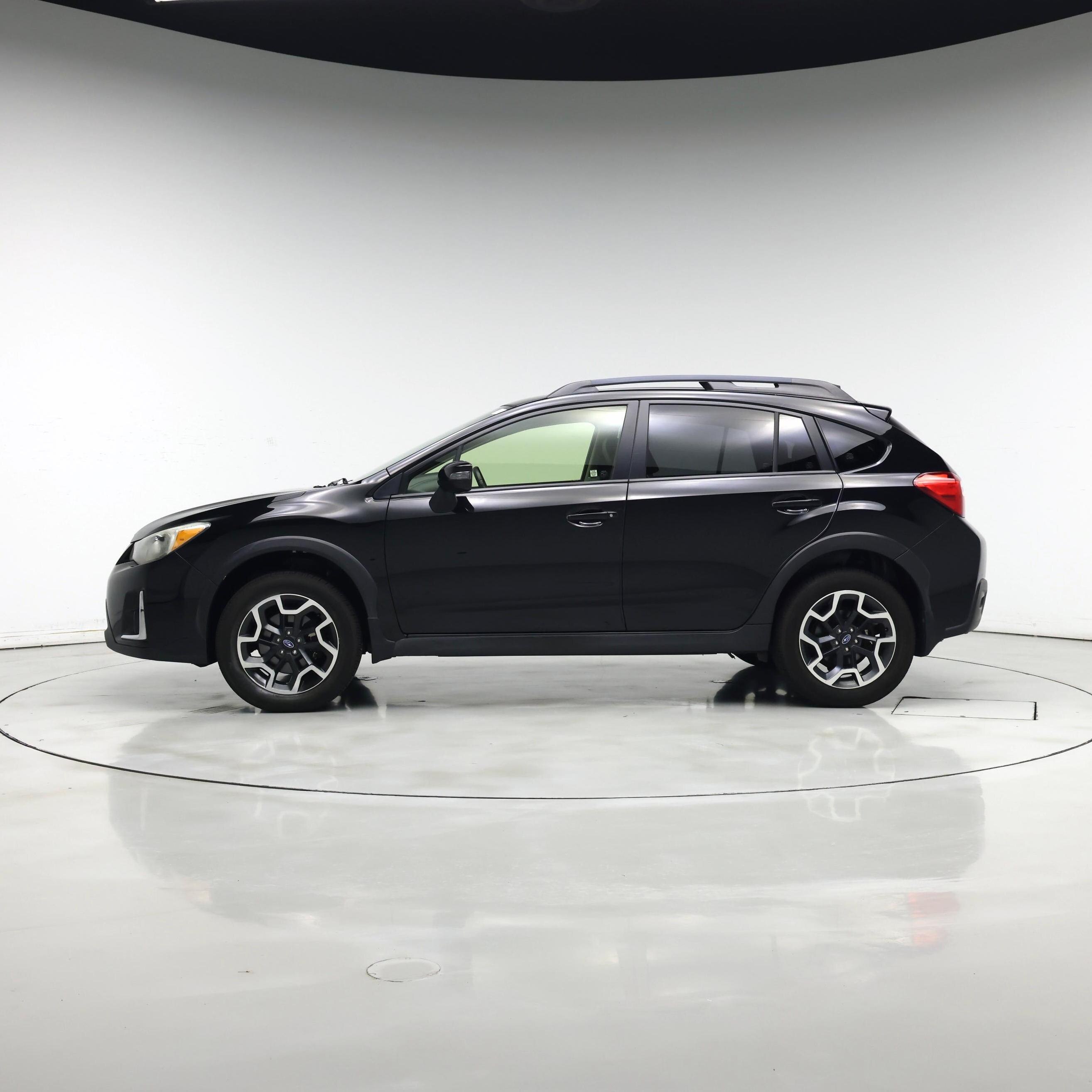 Thumbnail: 2016 Subaru XV Crosstrek - 3