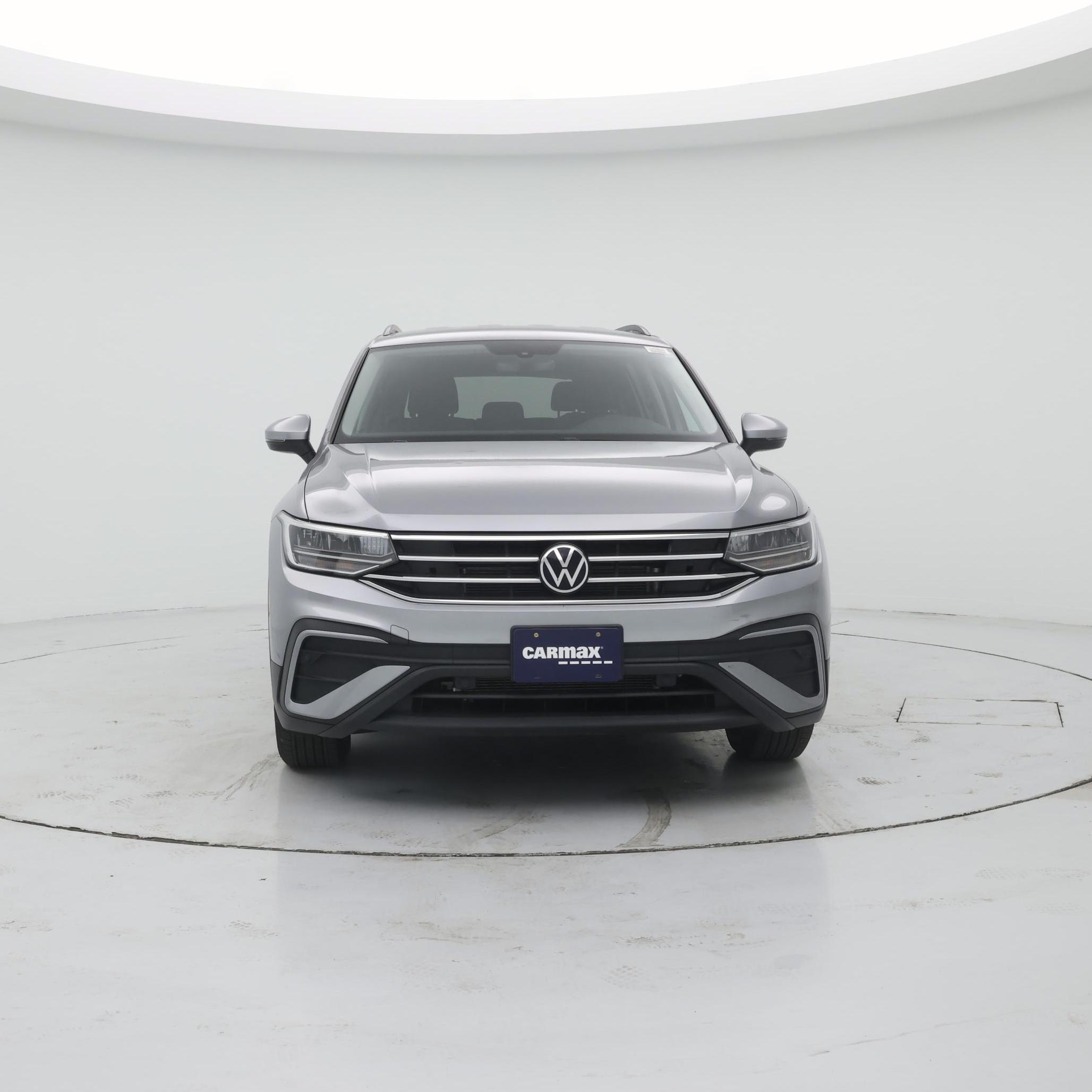 Thumbnail: 2023 Volkswagen Tiguan - 5