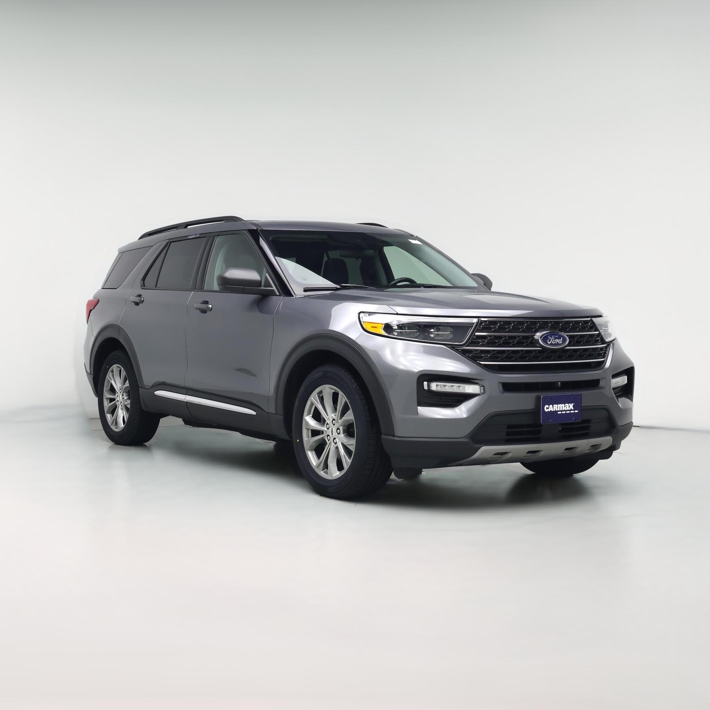 Thumbnail: 2022 Ford Explorer - 1