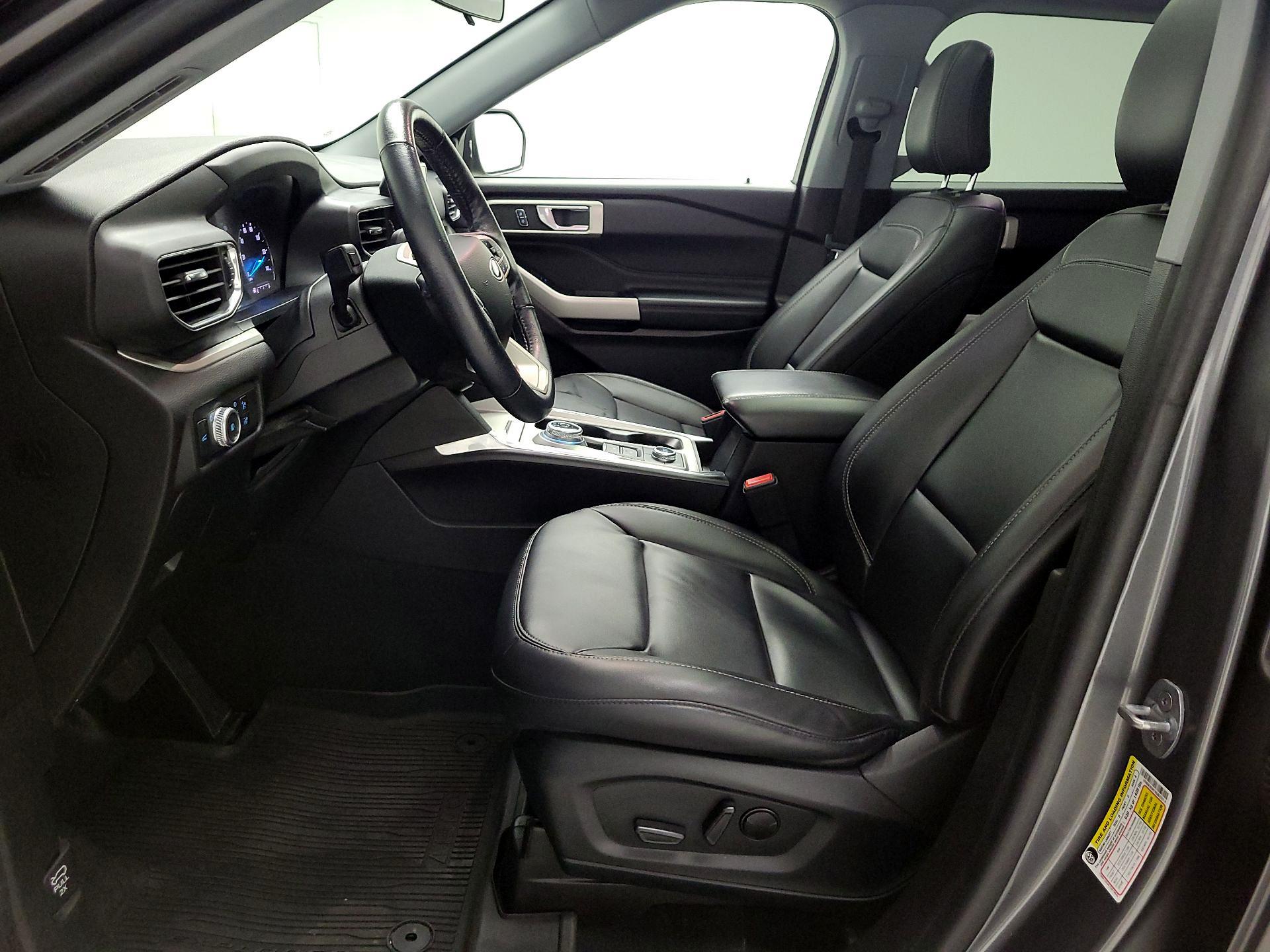 Thumbnail: 2022 Ford Explorer - 11