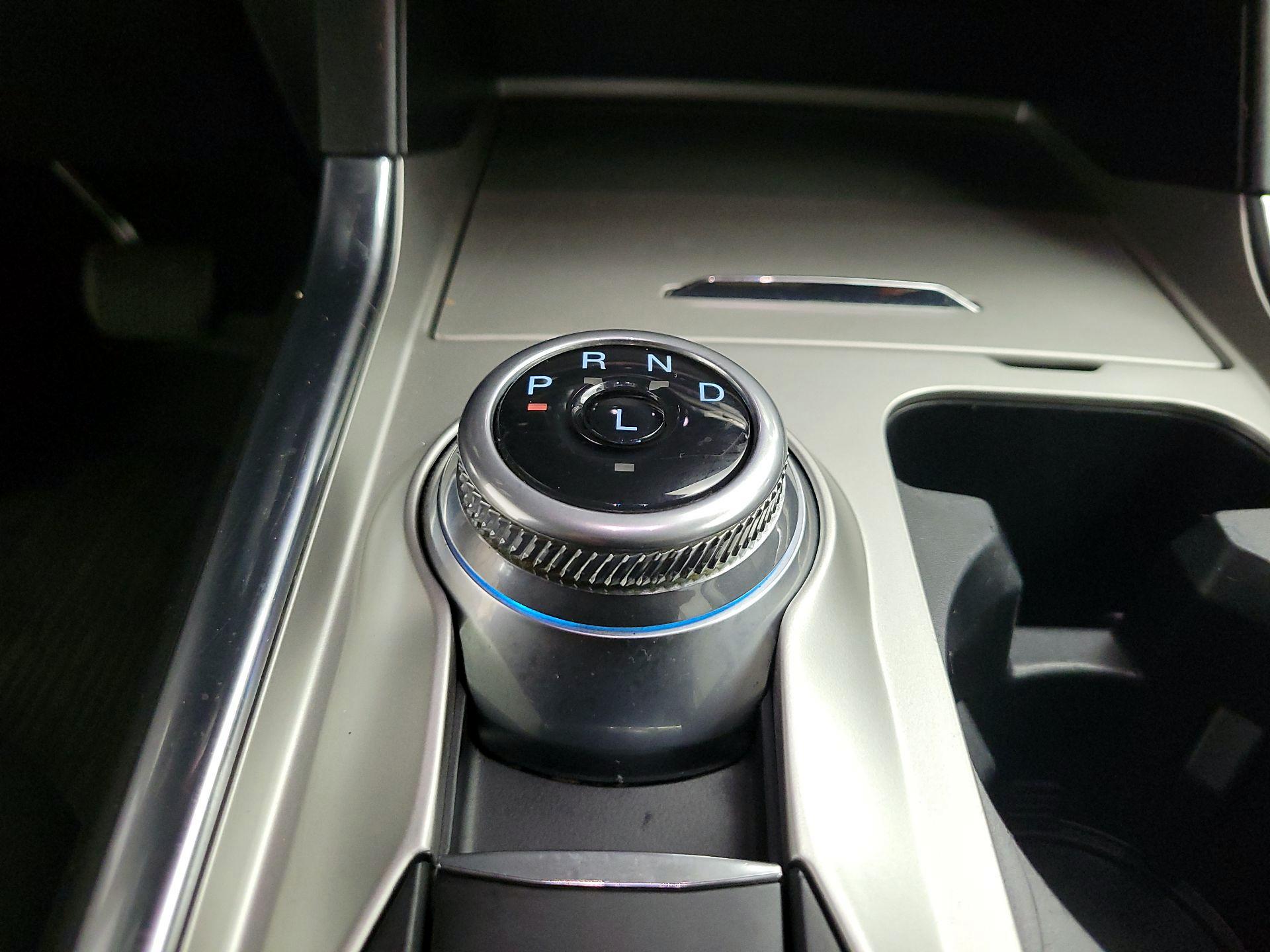 Thumbnail: 2022 Ford Explorer - 17