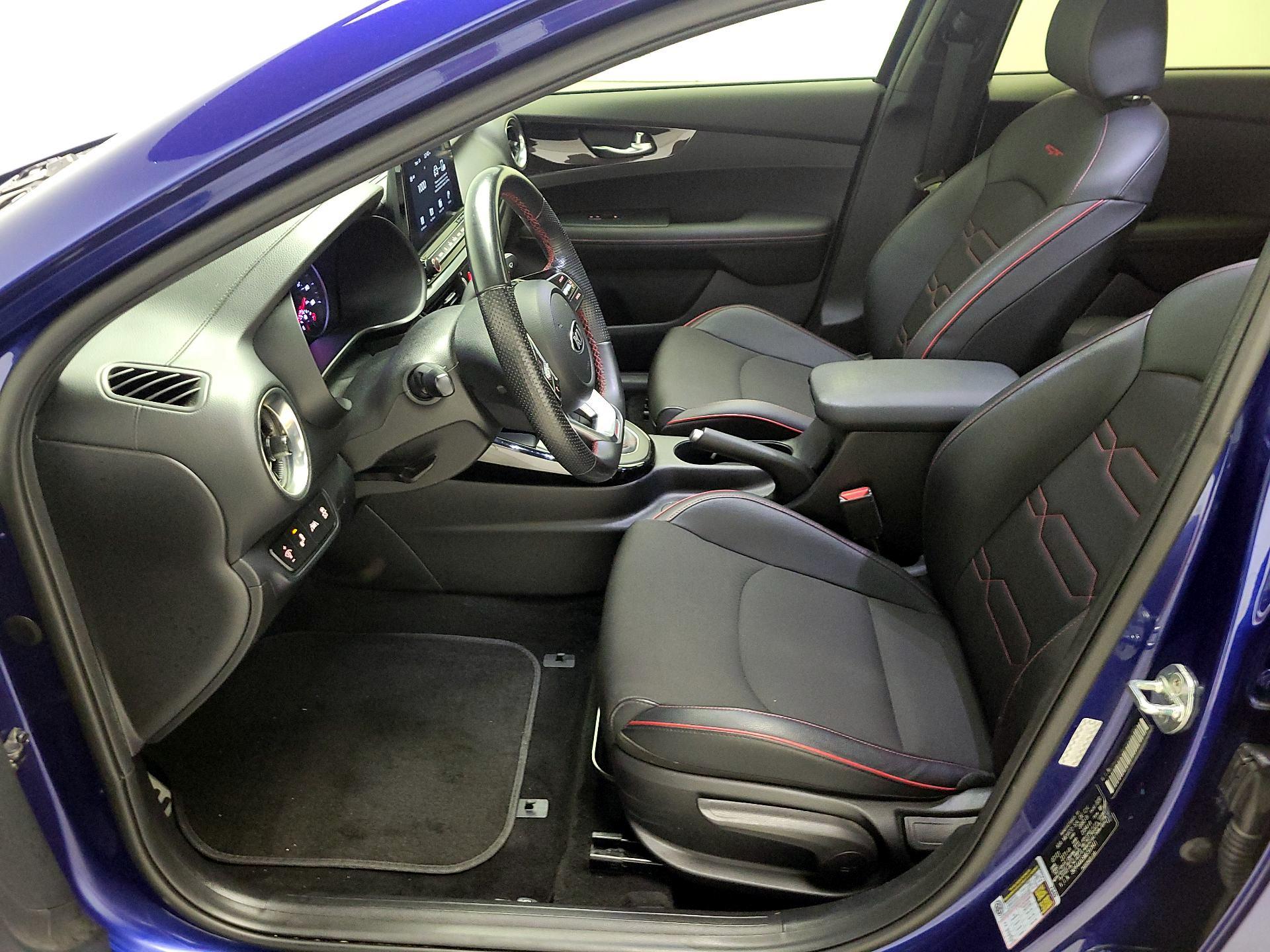 Thumbnail: 2021 Kia Forte - 11