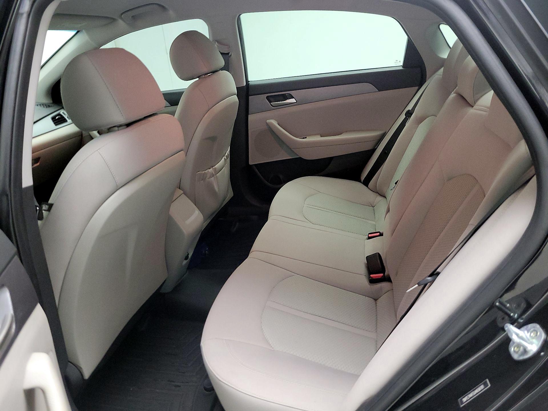 Thumbnail: 2018 Hyundai Sonata - 17