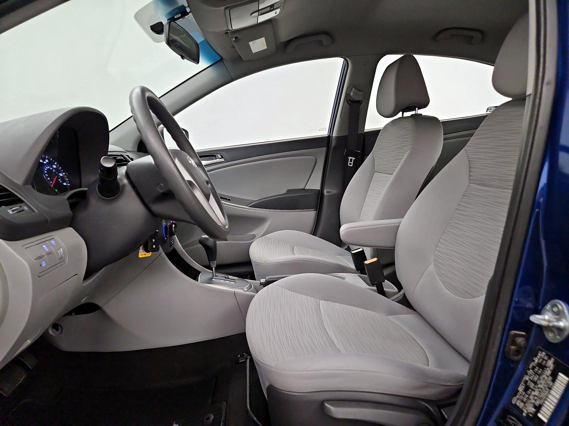 Thumbnail: 2015 Hyundai Accent - 11