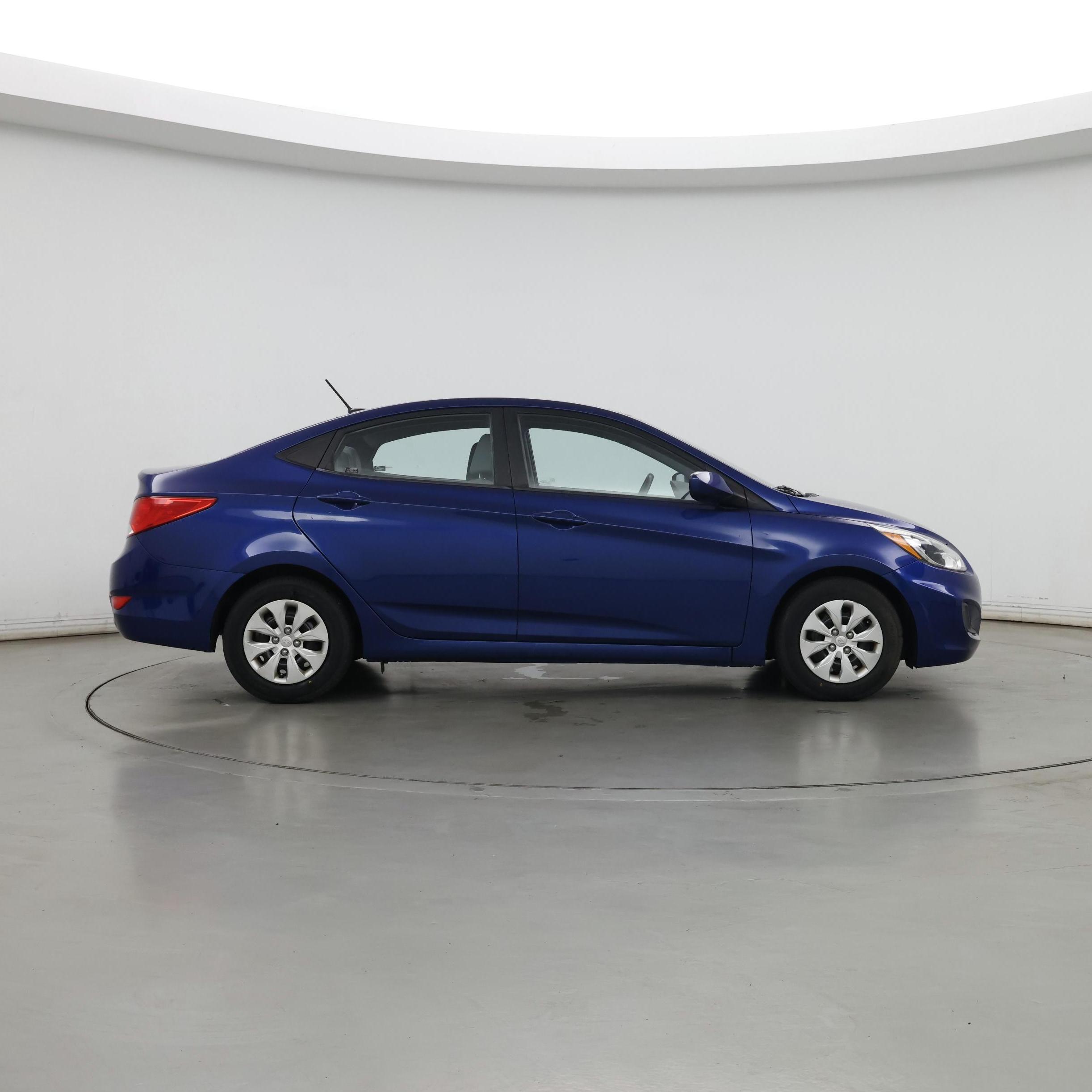 Thumbnail: 2015 Hyundai Accent - 7