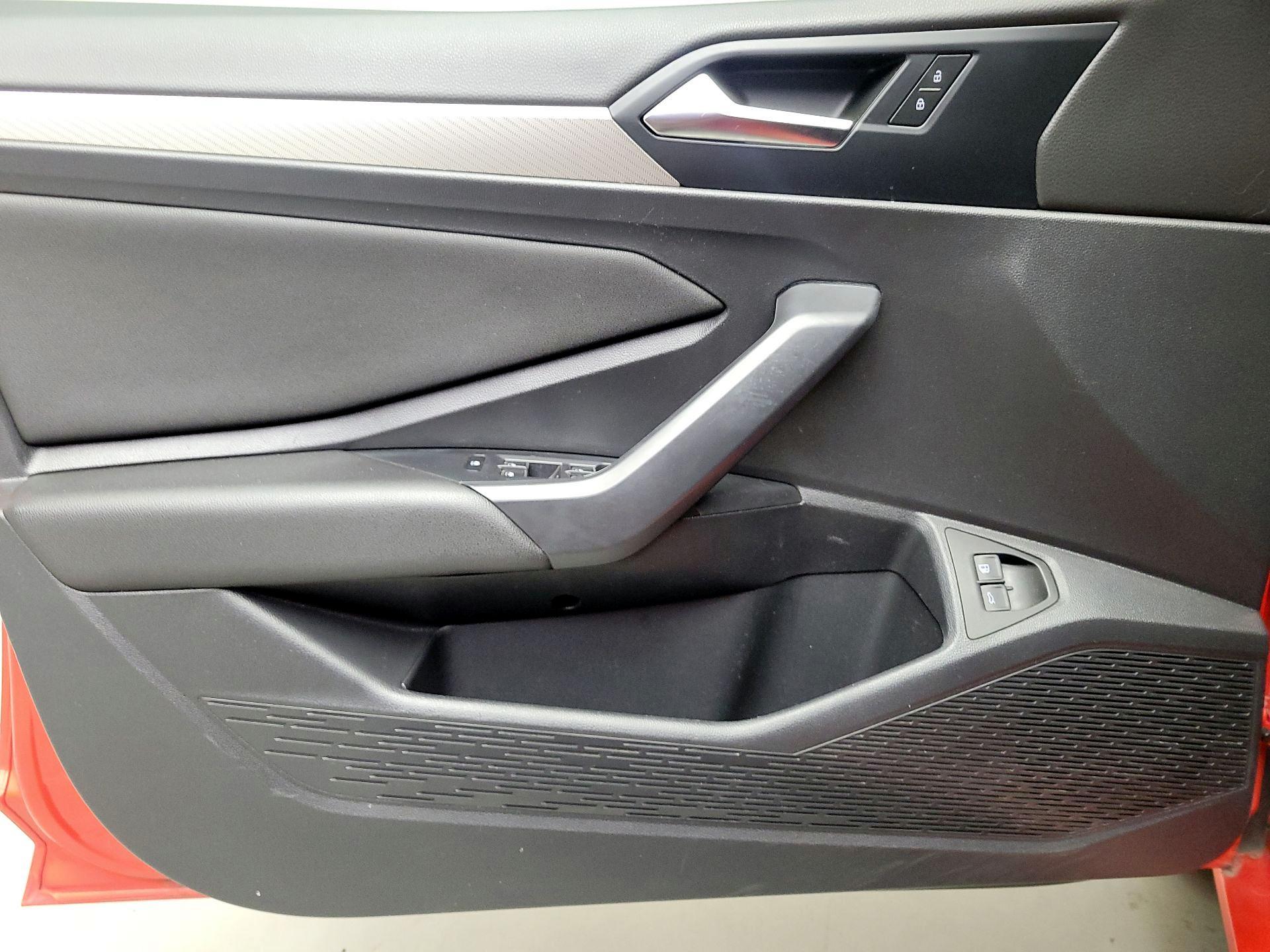 Thumbnail: 2021 Volkswagen Jetta - 12