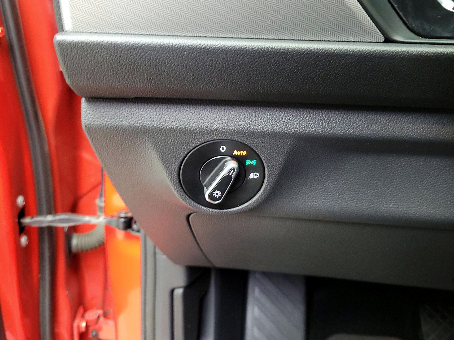 Thumbnail: 2021 Volkswagen Jetta - 13