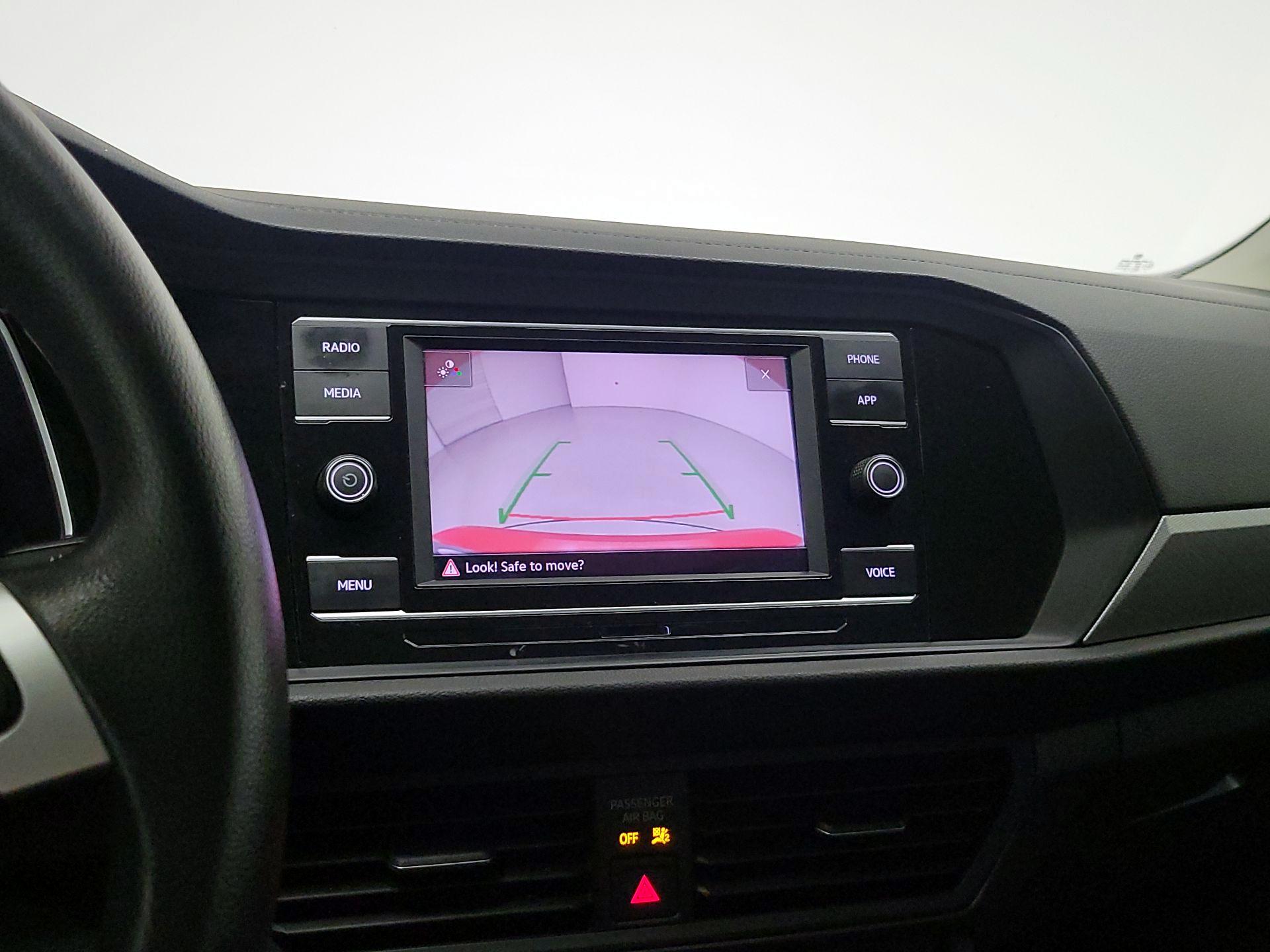 Thumbnail: 2021 Volkswagen Jetta - 14