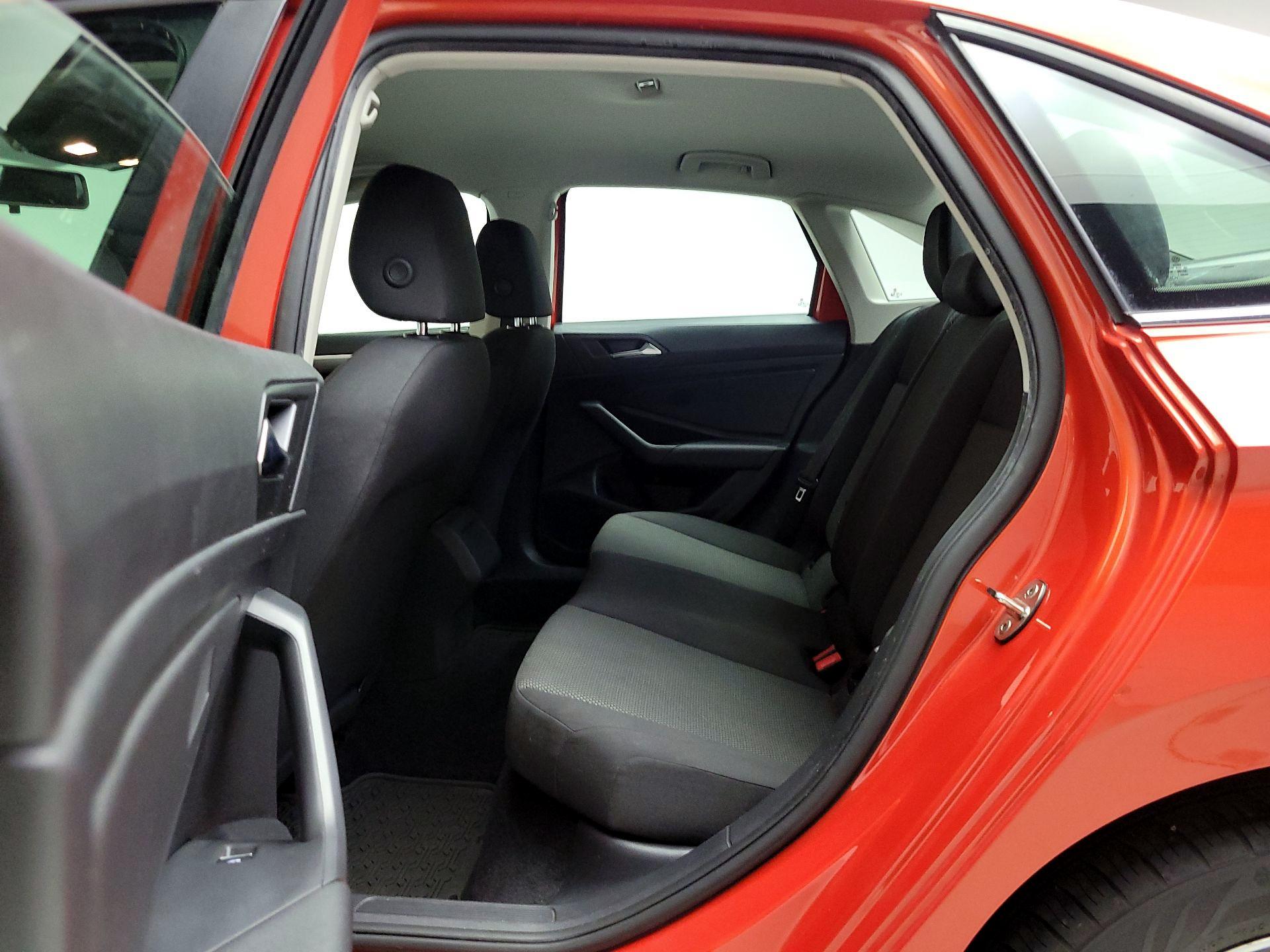 Thumbnail: 2021 Volkswagen Jetta - 19