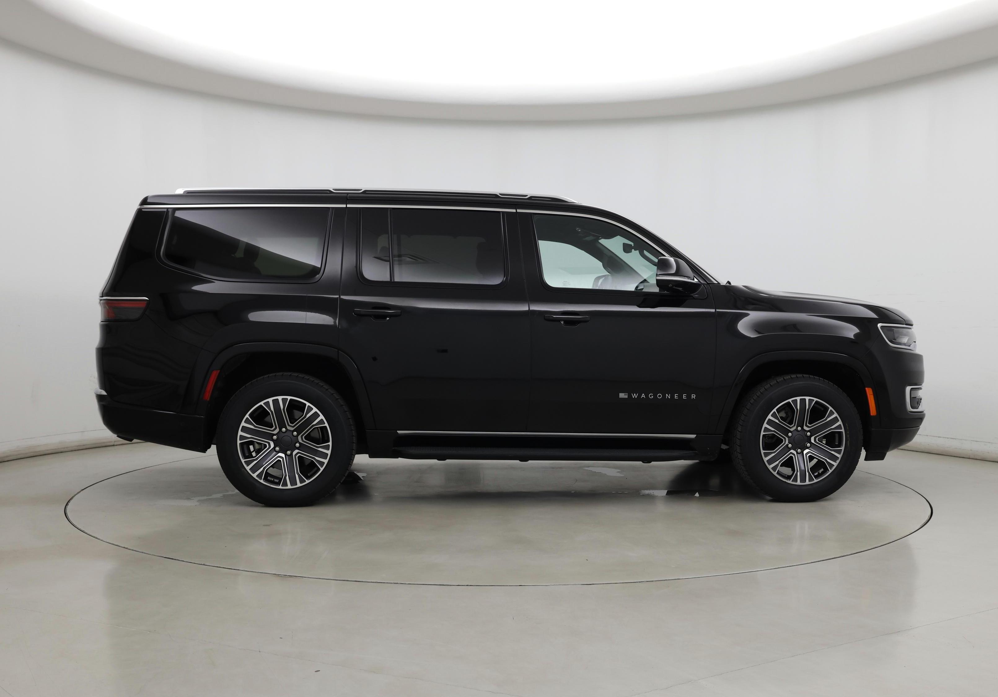 Thumbnail: 2023 Jeep Wagoneer - 7