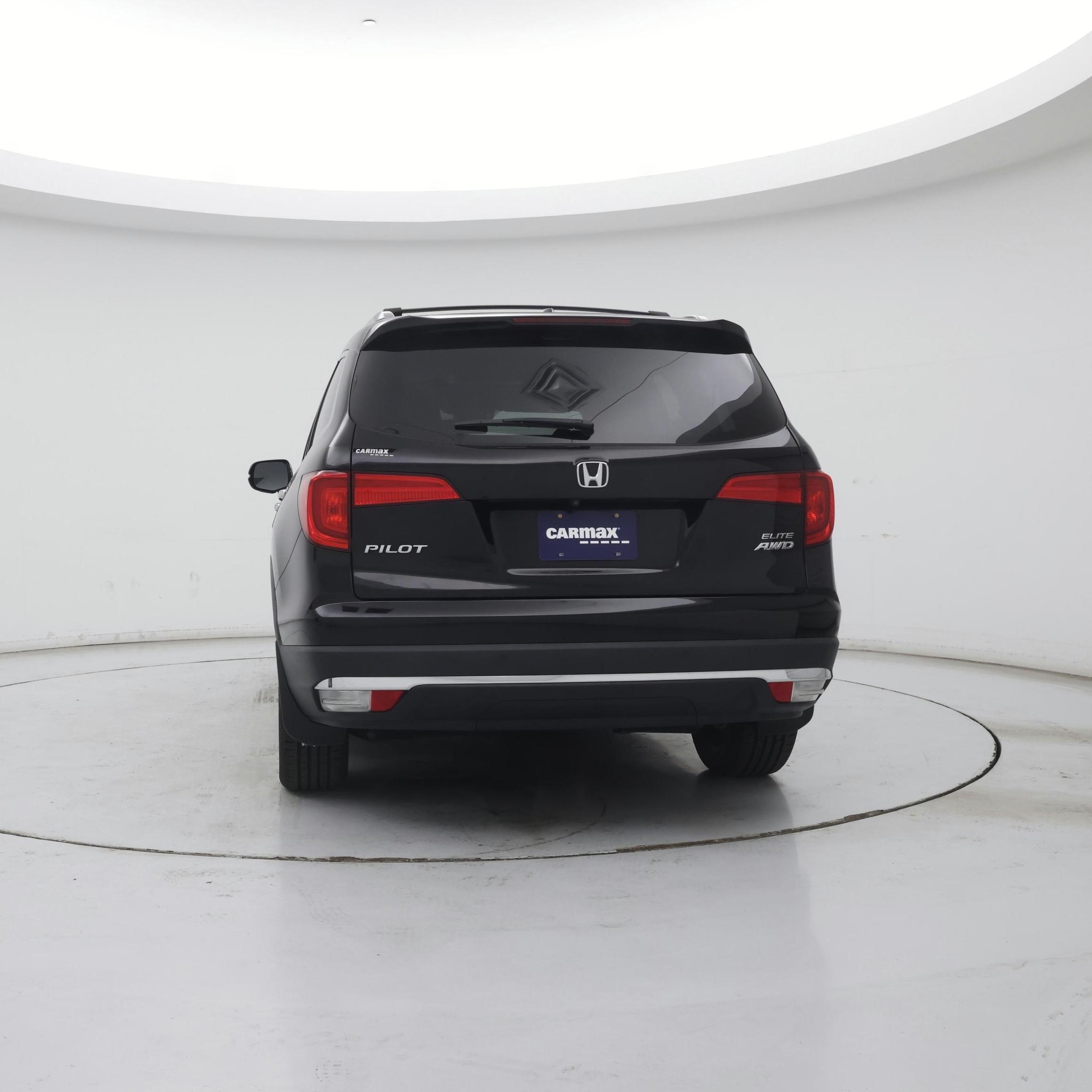 Thumbnail: 2017 Honda Pilot - 6