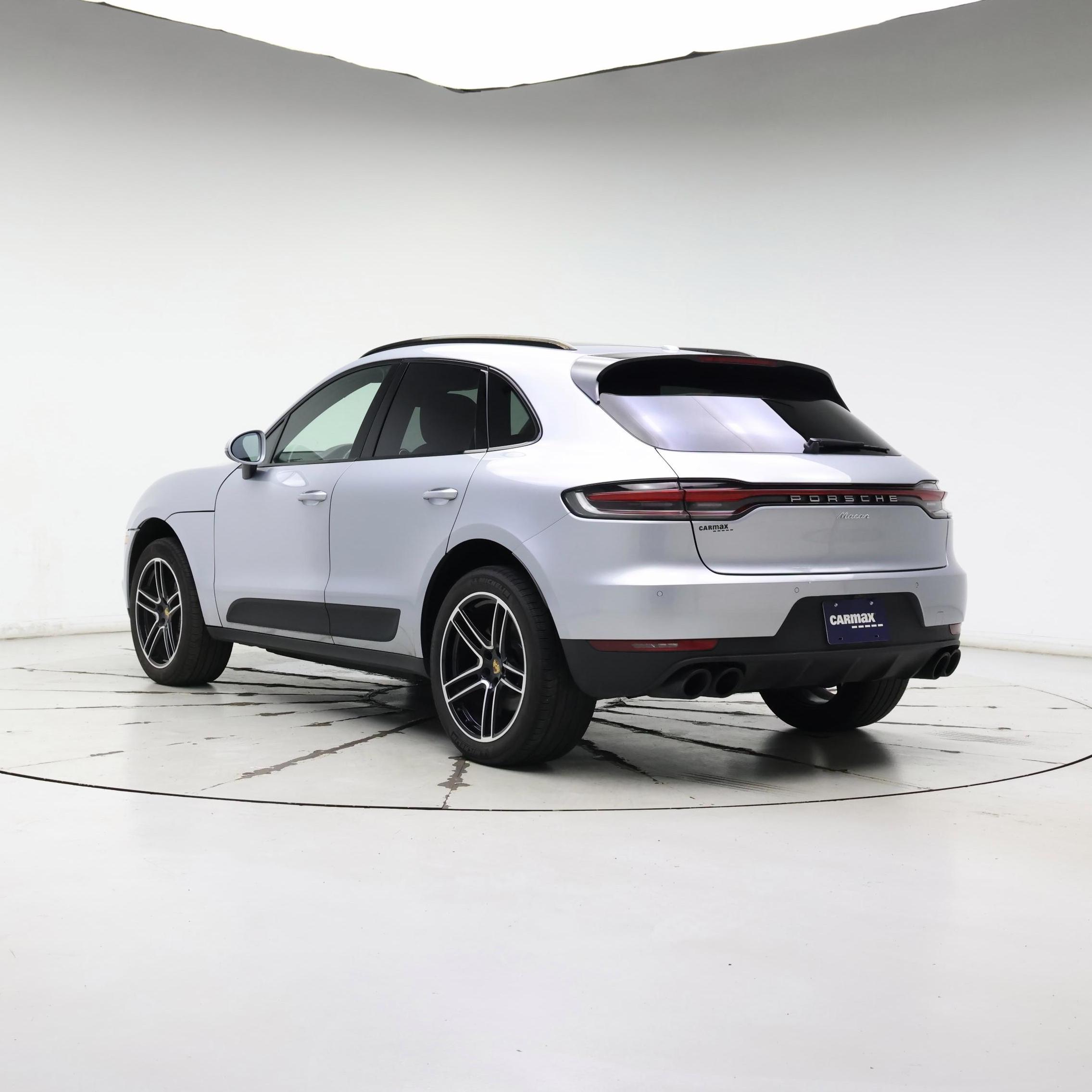 Thumbnail: 2020 Porsche Macan - 2