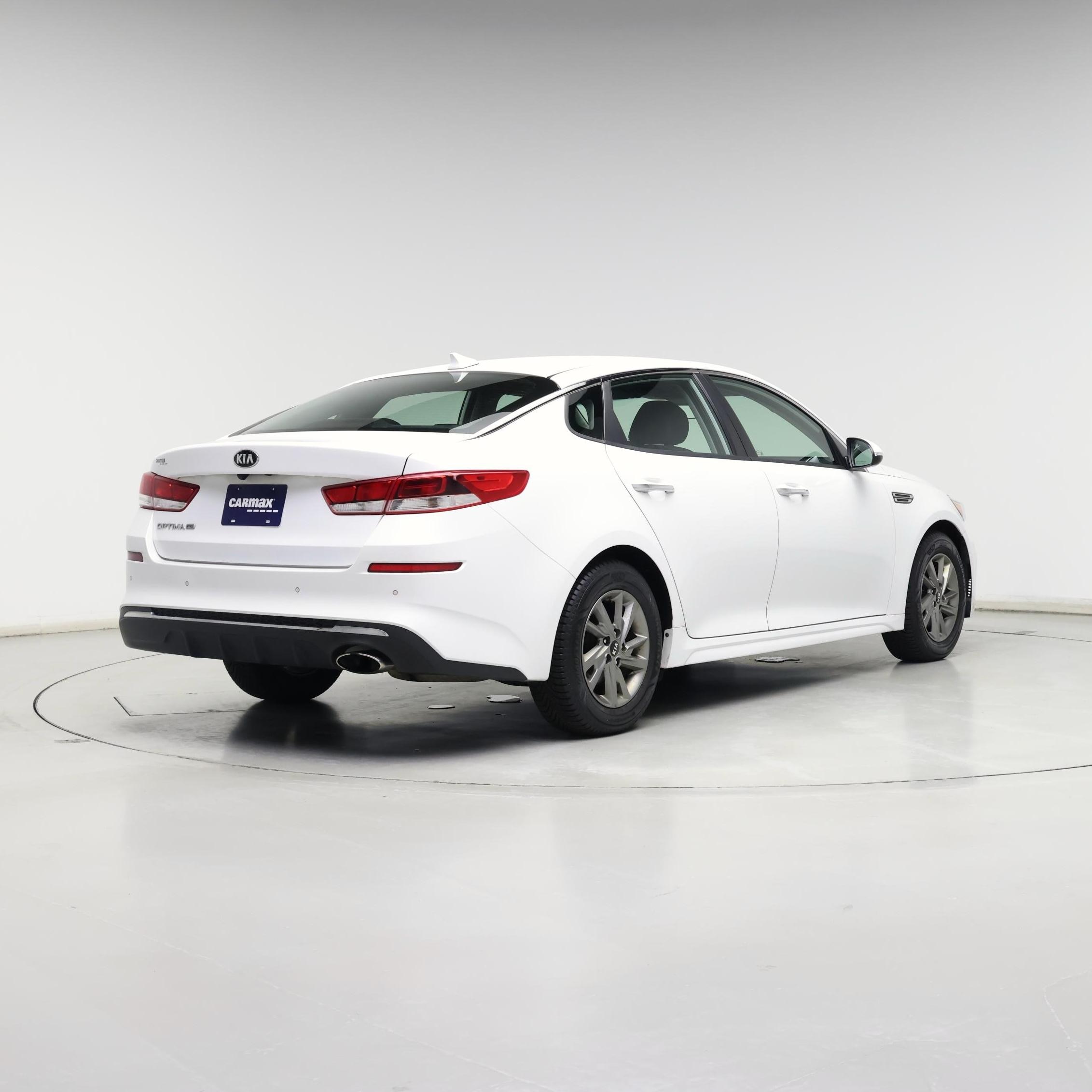 Thumbnail: 2019 Kia Optima - 8
