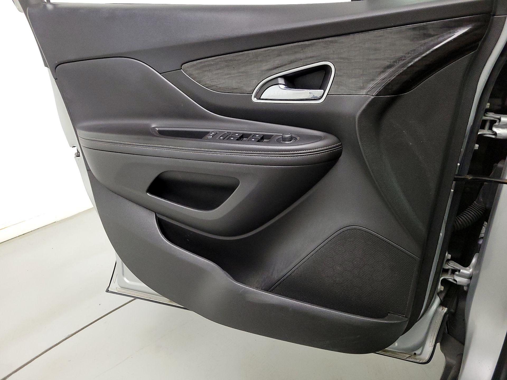 Thumbnail: 2015 Buick Encore - 12