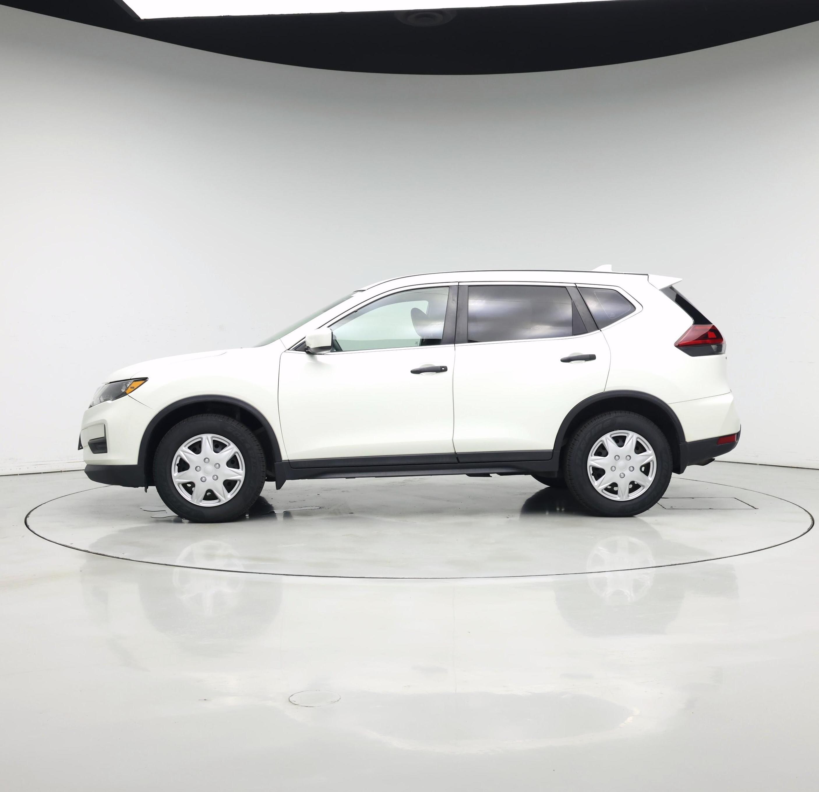Thumbnail: 2019 Nissan Rogue - 3