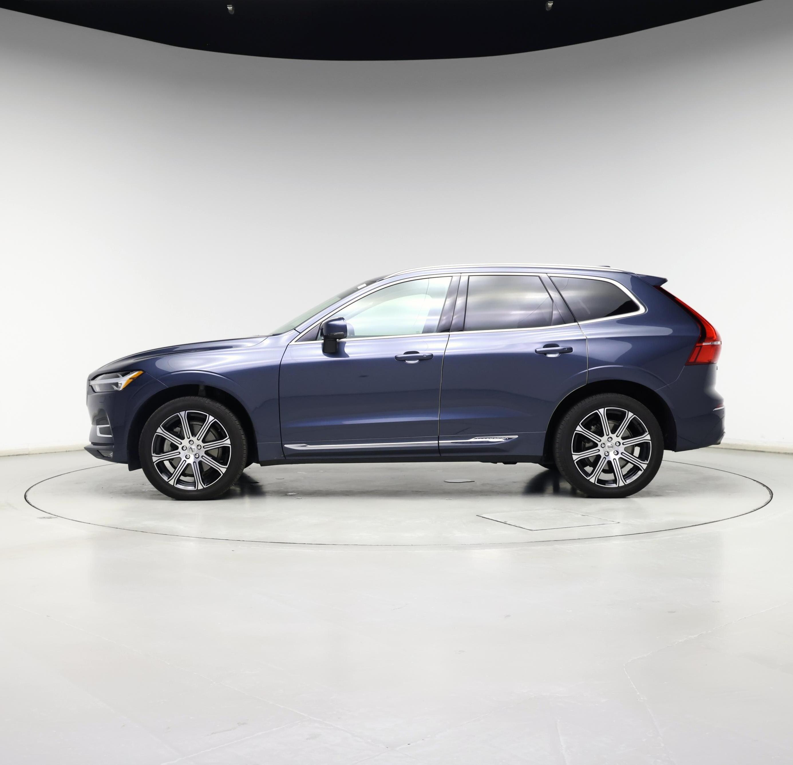 Thumbnail: 2020 Volvo XC60 - 3