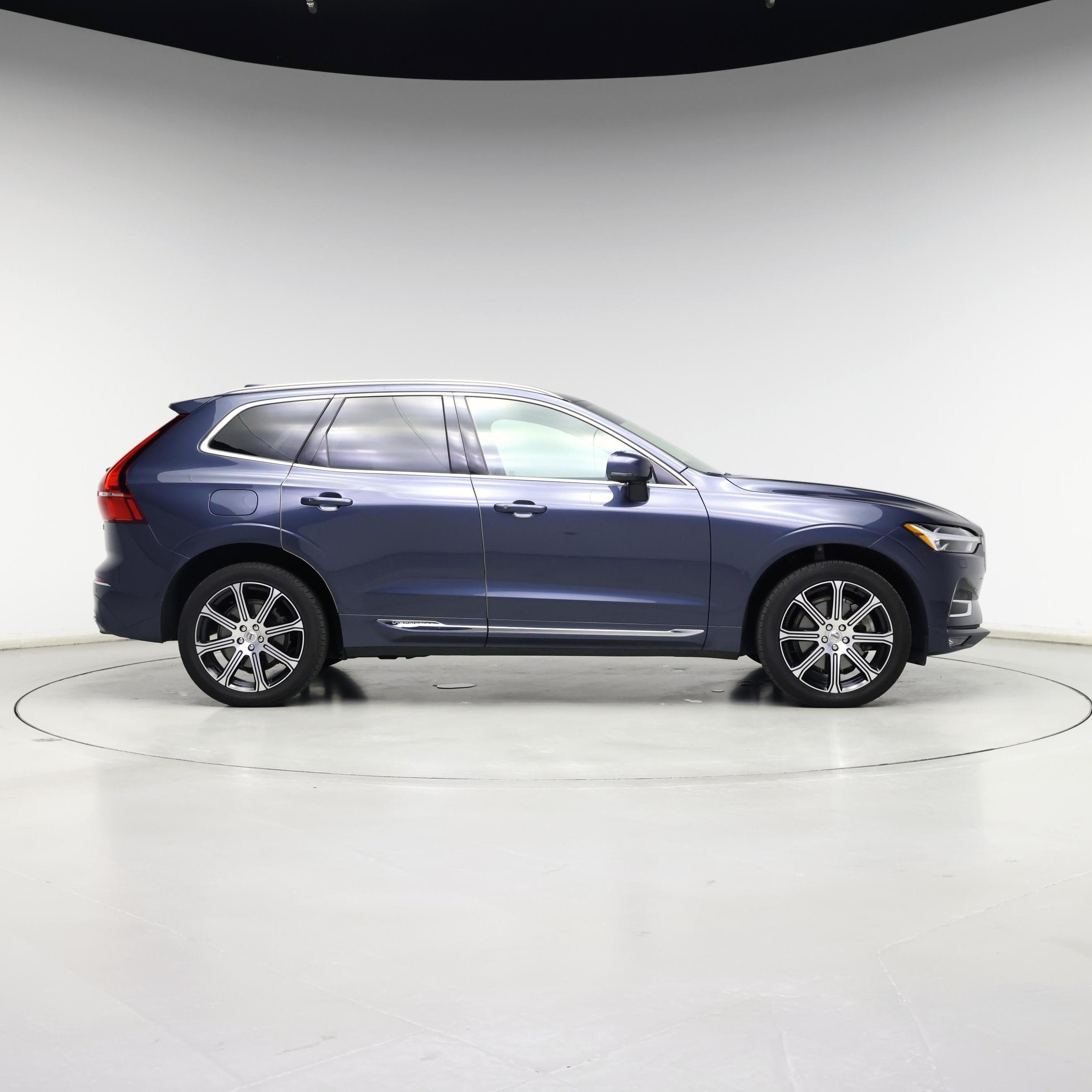 Thumbnail: 2020 Volvo XC60 - 7