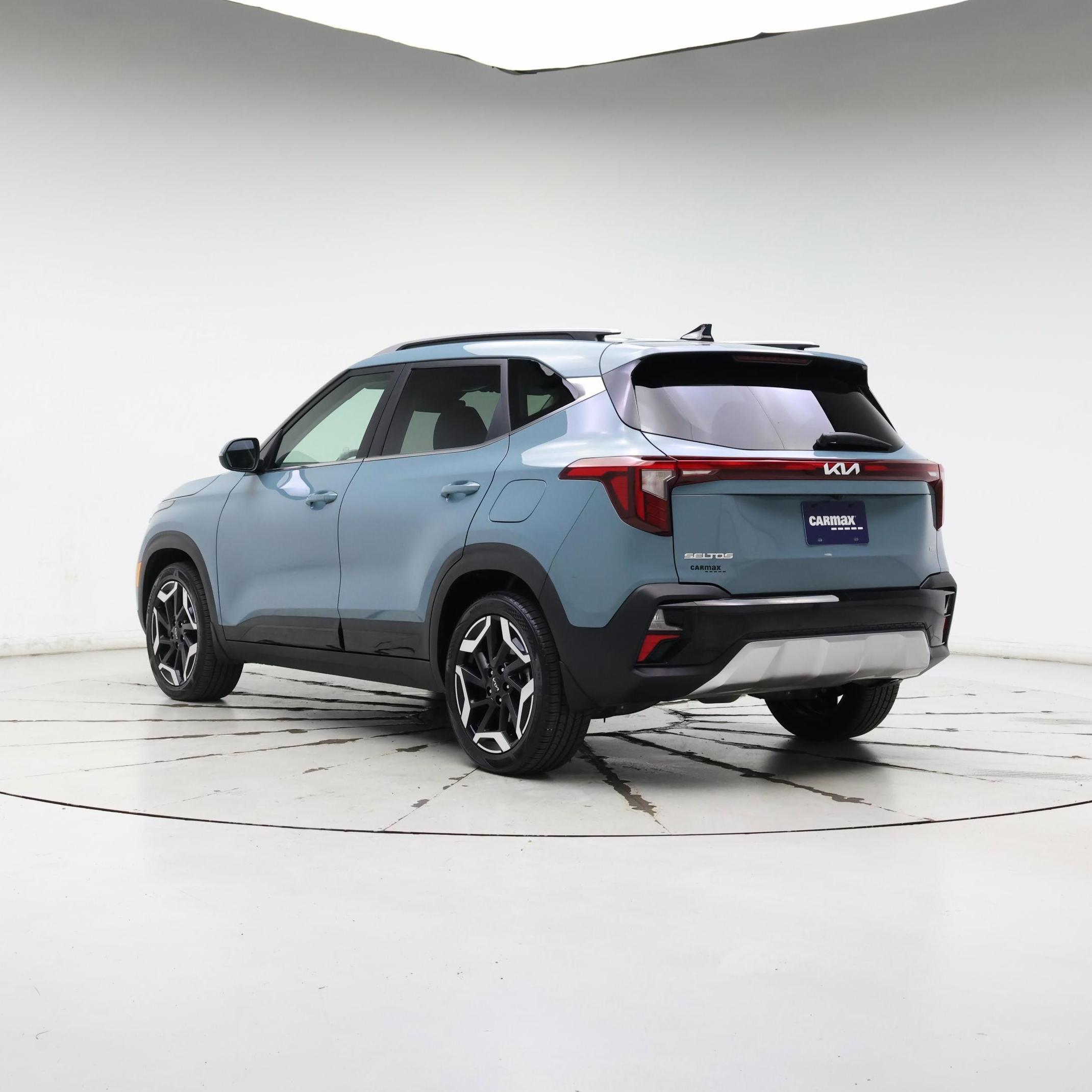 Thumbnail: 2024 Kia Seltos - 2