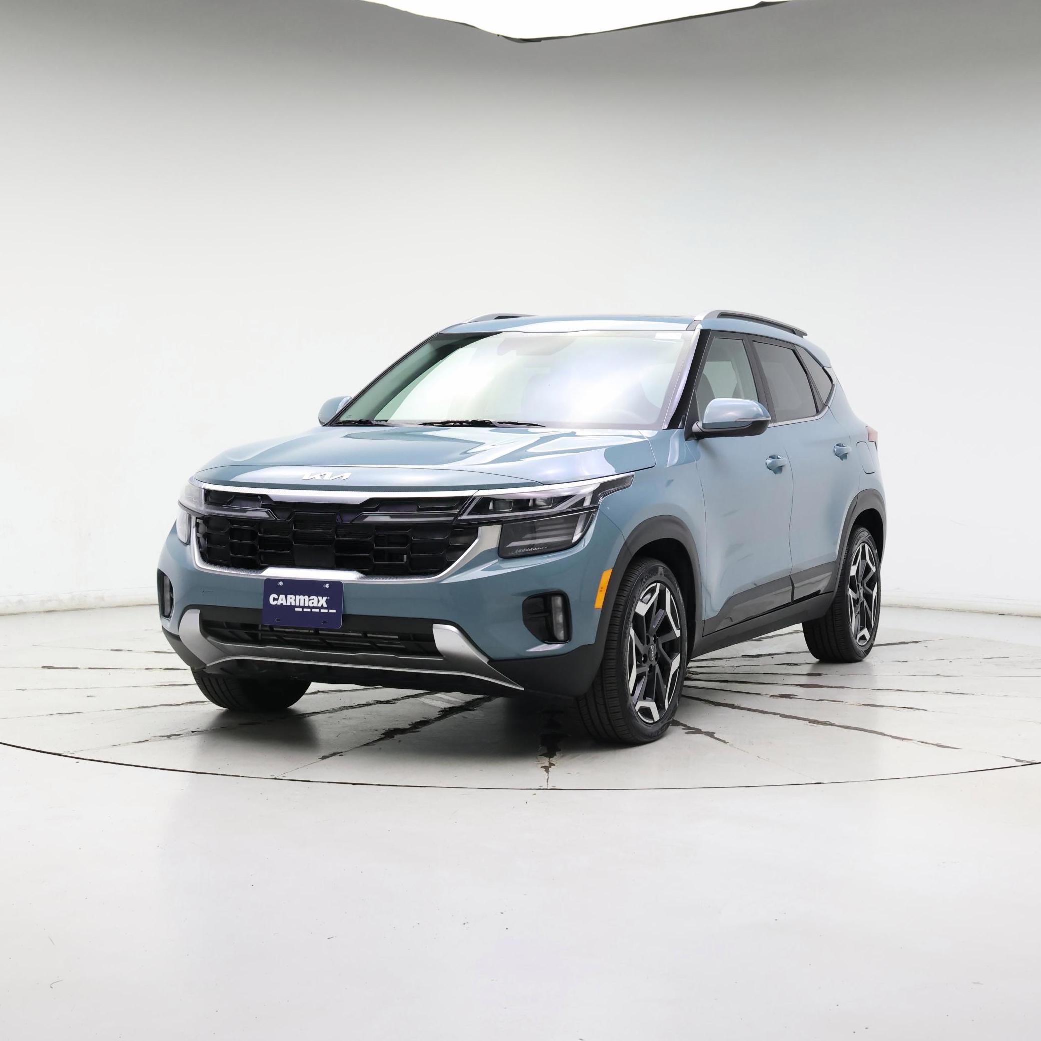 Thumbnail: 2024 Kia Seltos - 4